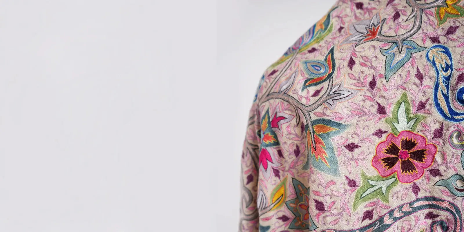 The-History-and-Art-of-Making-Pashmina-Kalamkari-Shawls Shahkaar