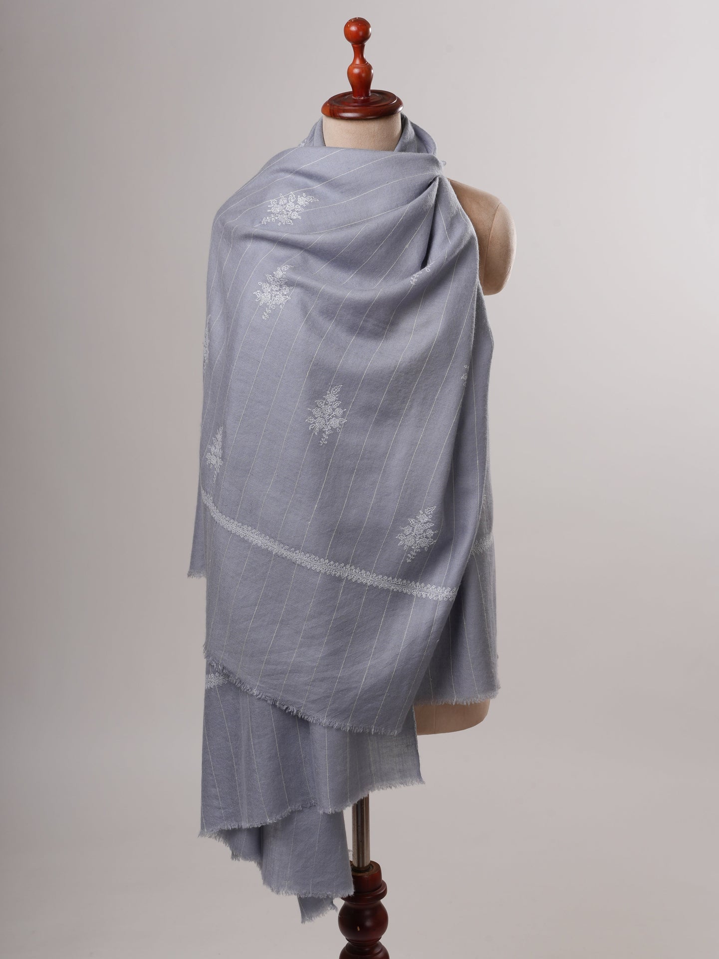 Hand Embroidered Shahkaar Baby Soft Pashmina Shawl – Luxurious Kashmiri Wrap Shahkaar