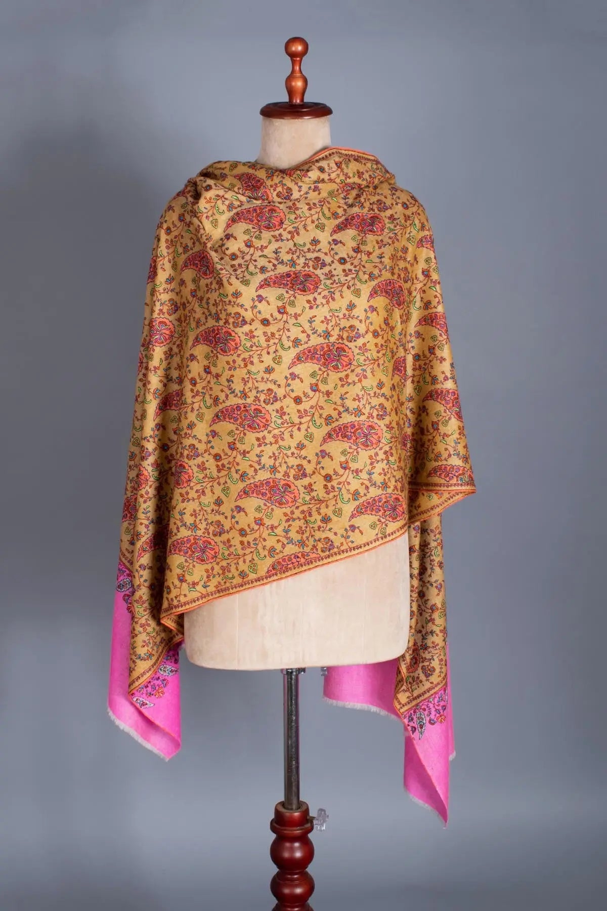 AMORGOS - 40x80" Shahkaar