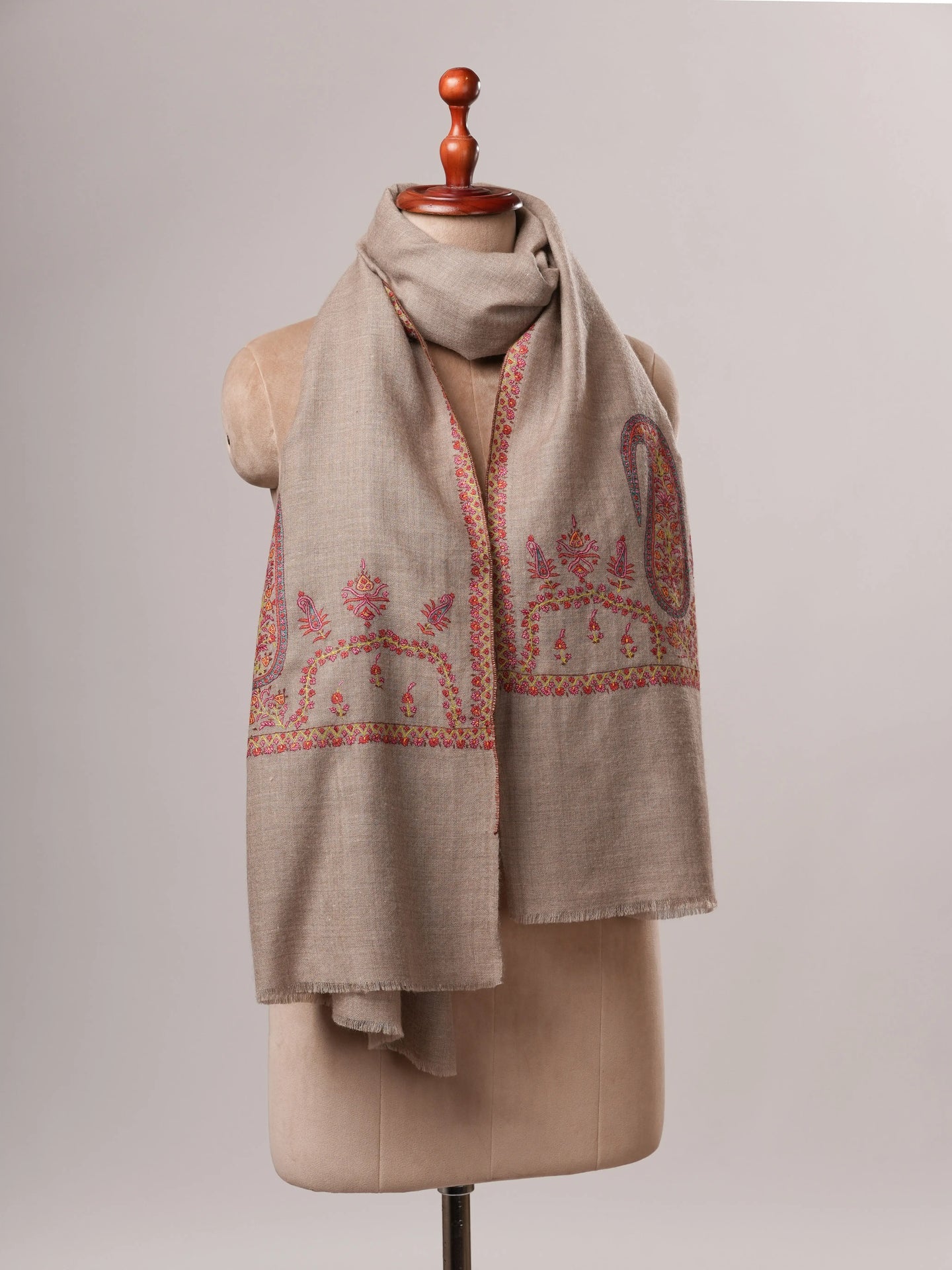 Artisan Crafted Grey Cashmere Scarf Featuring Detailed Palla Handwork Shahkaar