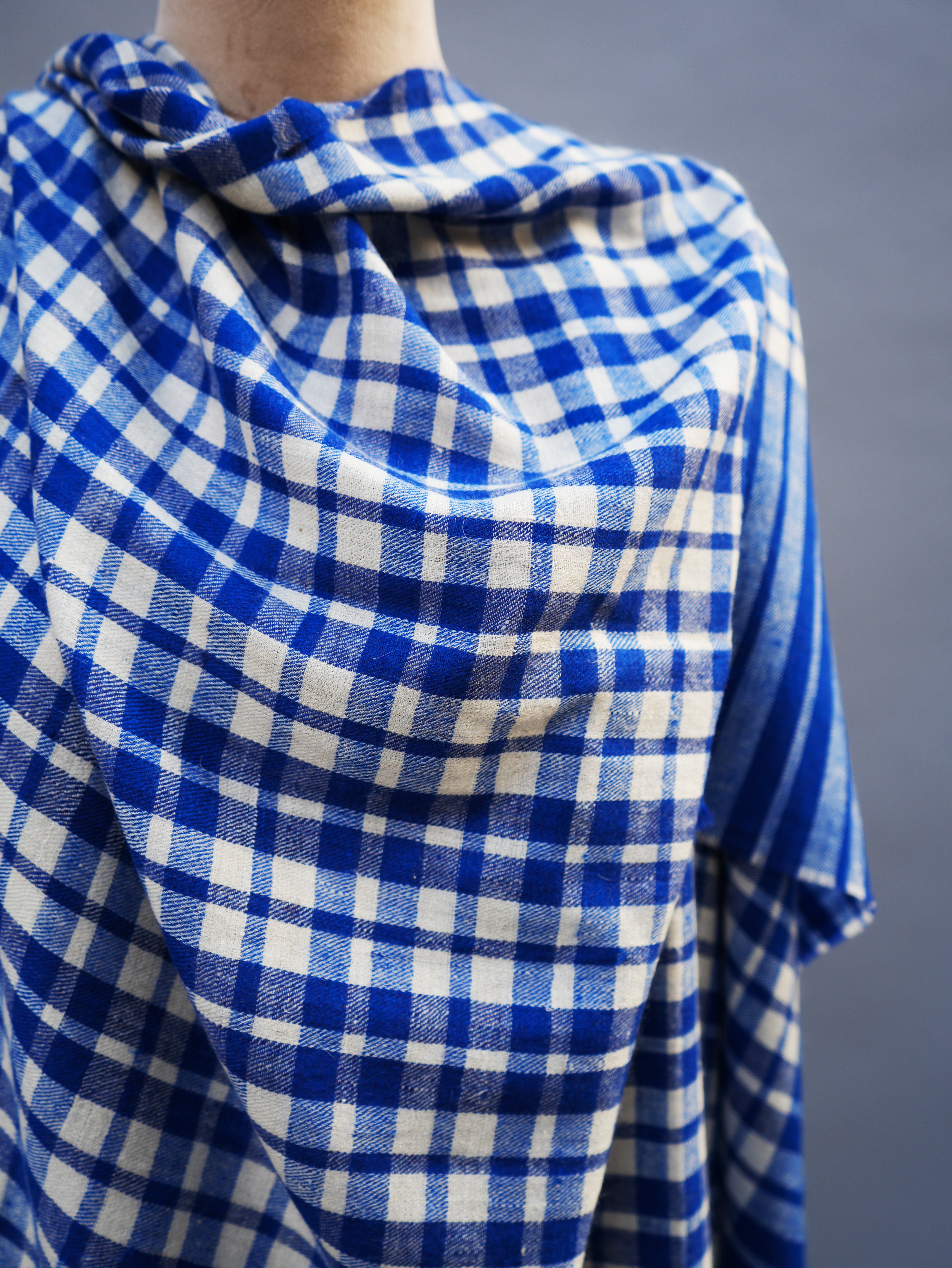 Scialle di Pashmina intrecciato a mano blu decente
