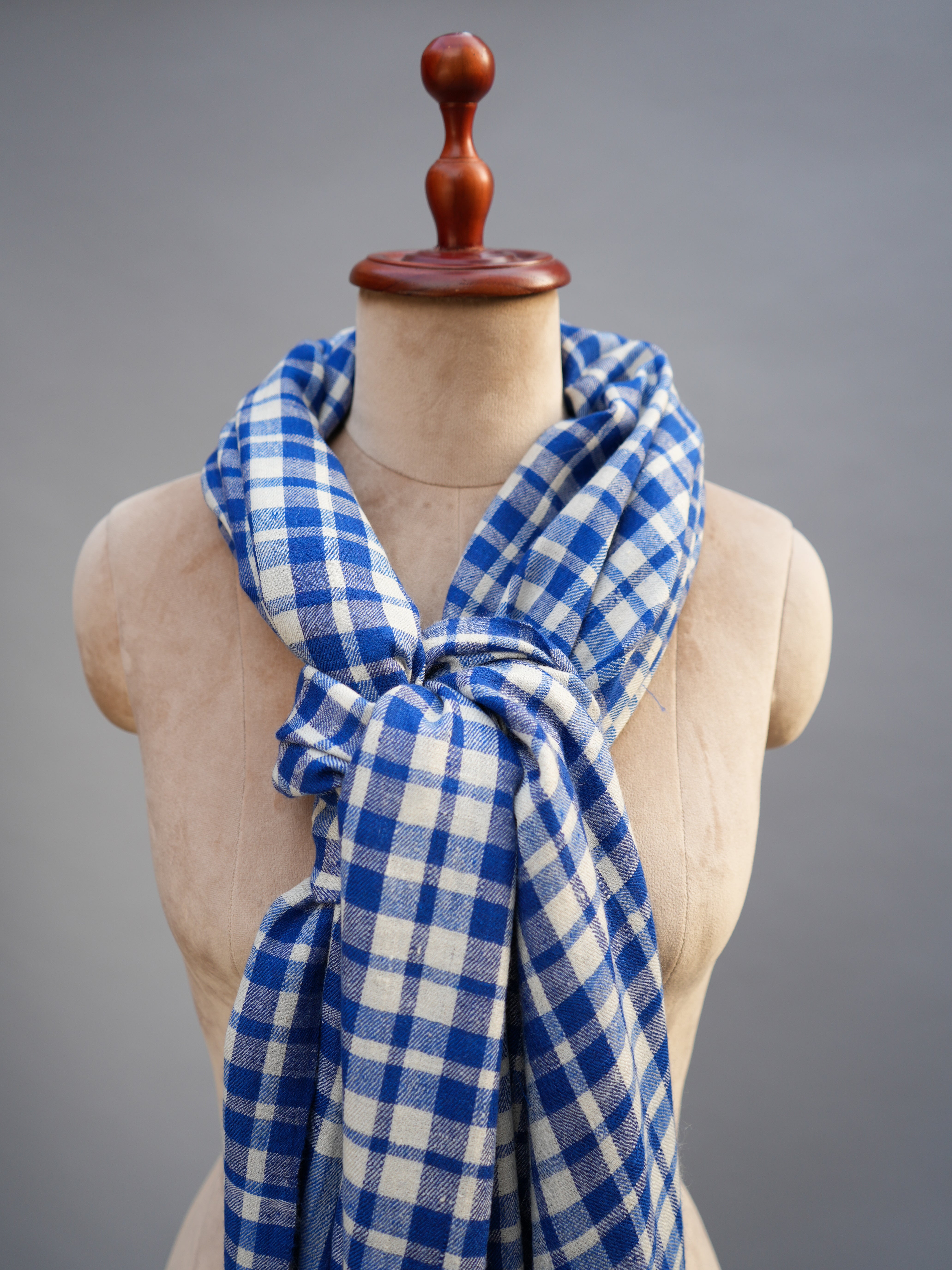 Scialle di Pashmina intrecciato a mano blu decente