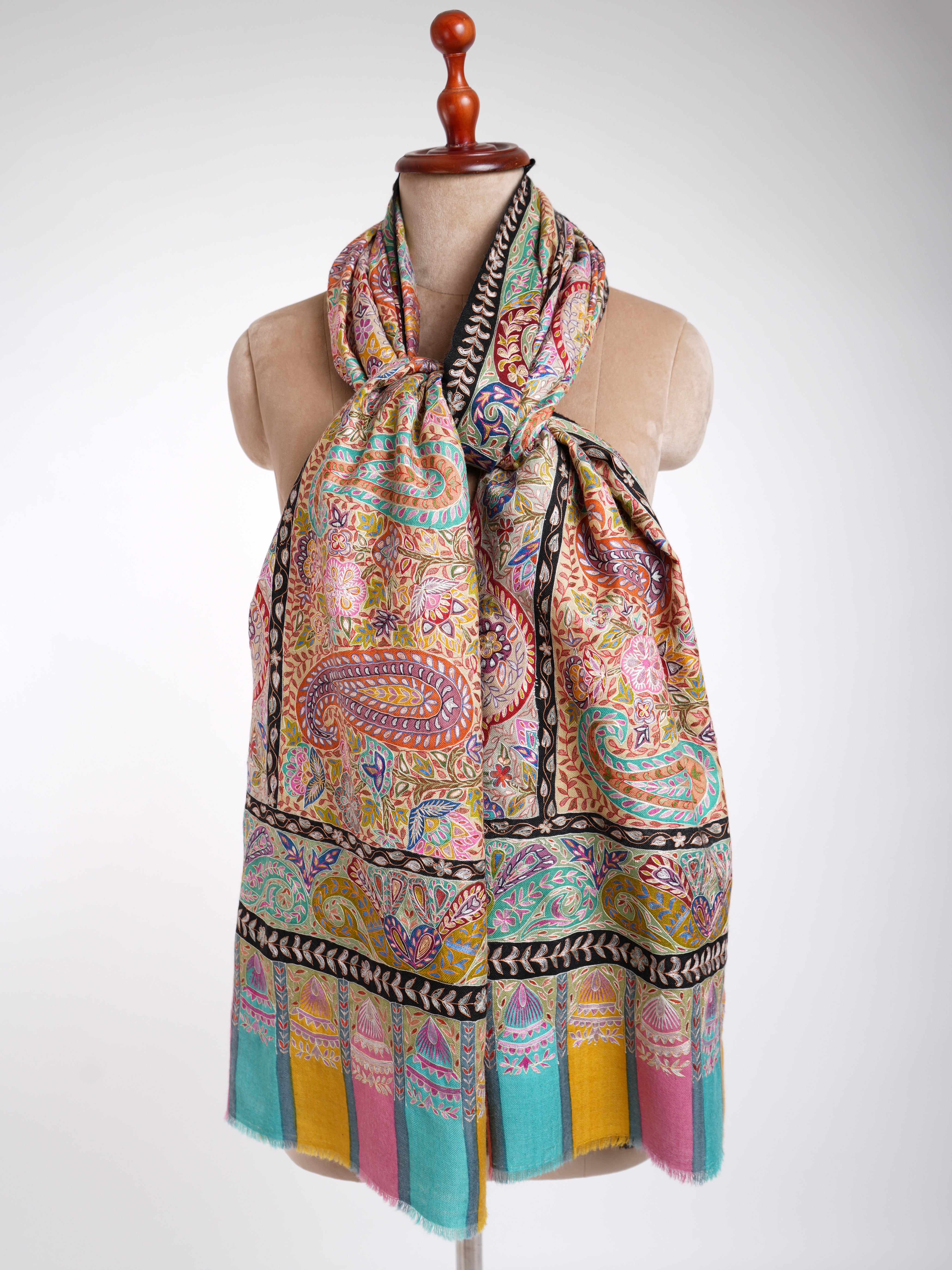 Handbemalter Pashmina-Schal aus feiner Kalamkari-Kunstseide
