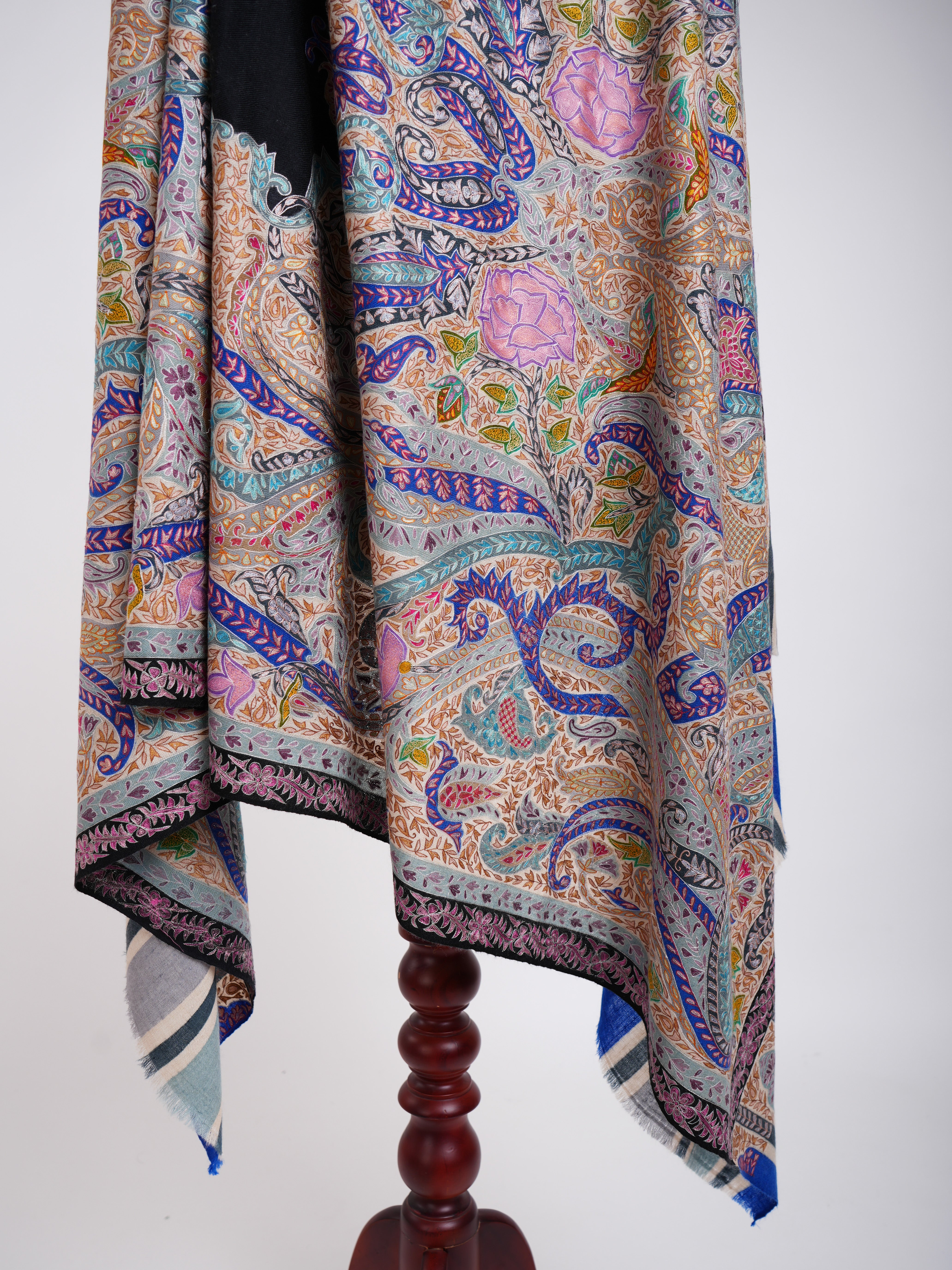 Châle Kalamkari Pashmina brodé à la main en soie d’art