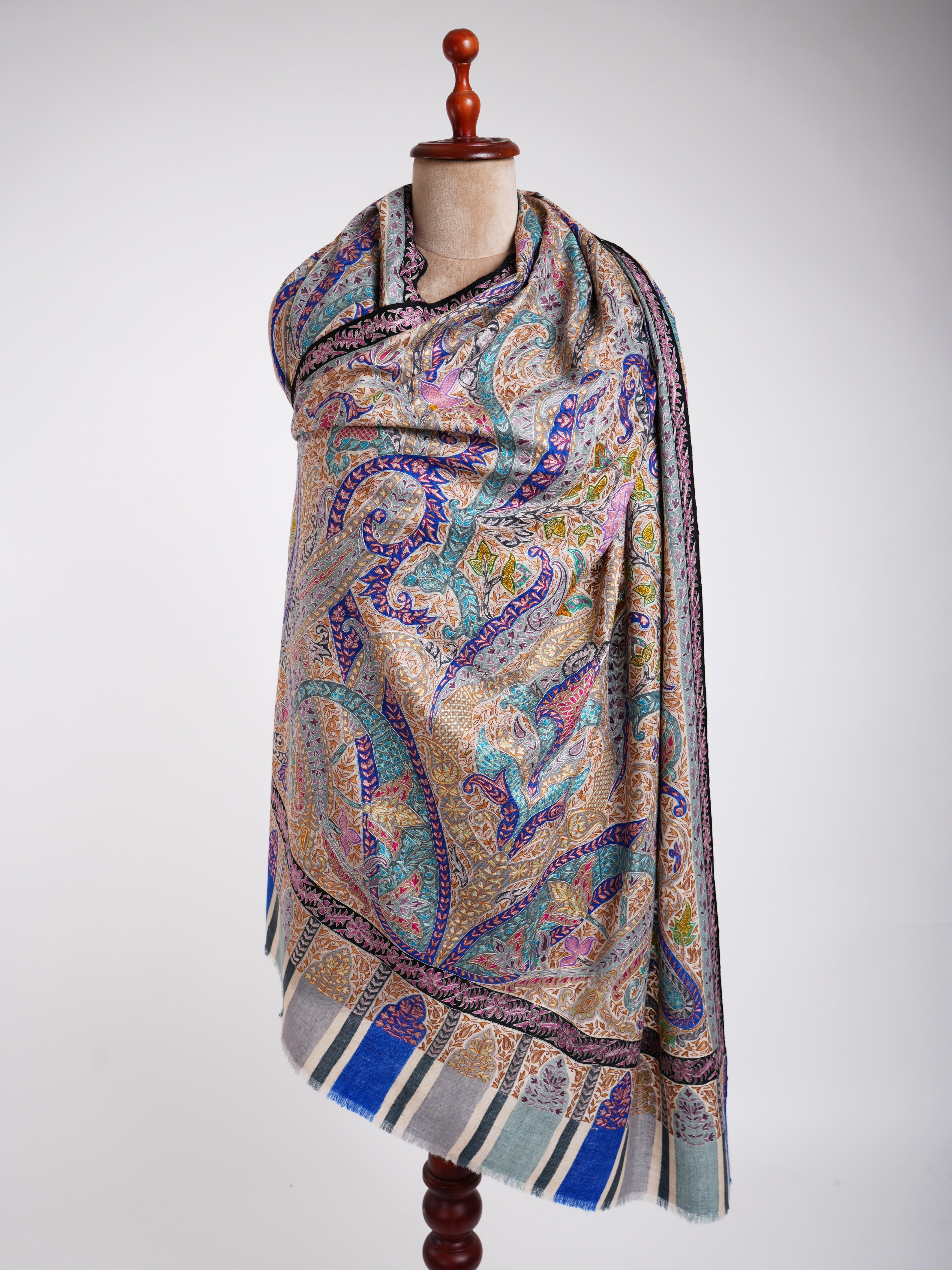 Châle Kalamkari Pashmina brodé à la main en soie d’art