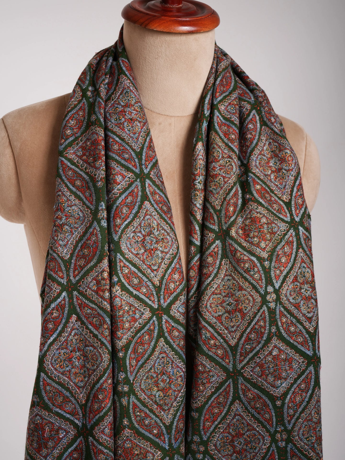 Dark Green Sozni Embroidered Pashmina Jamavar Shawl Shahkaar