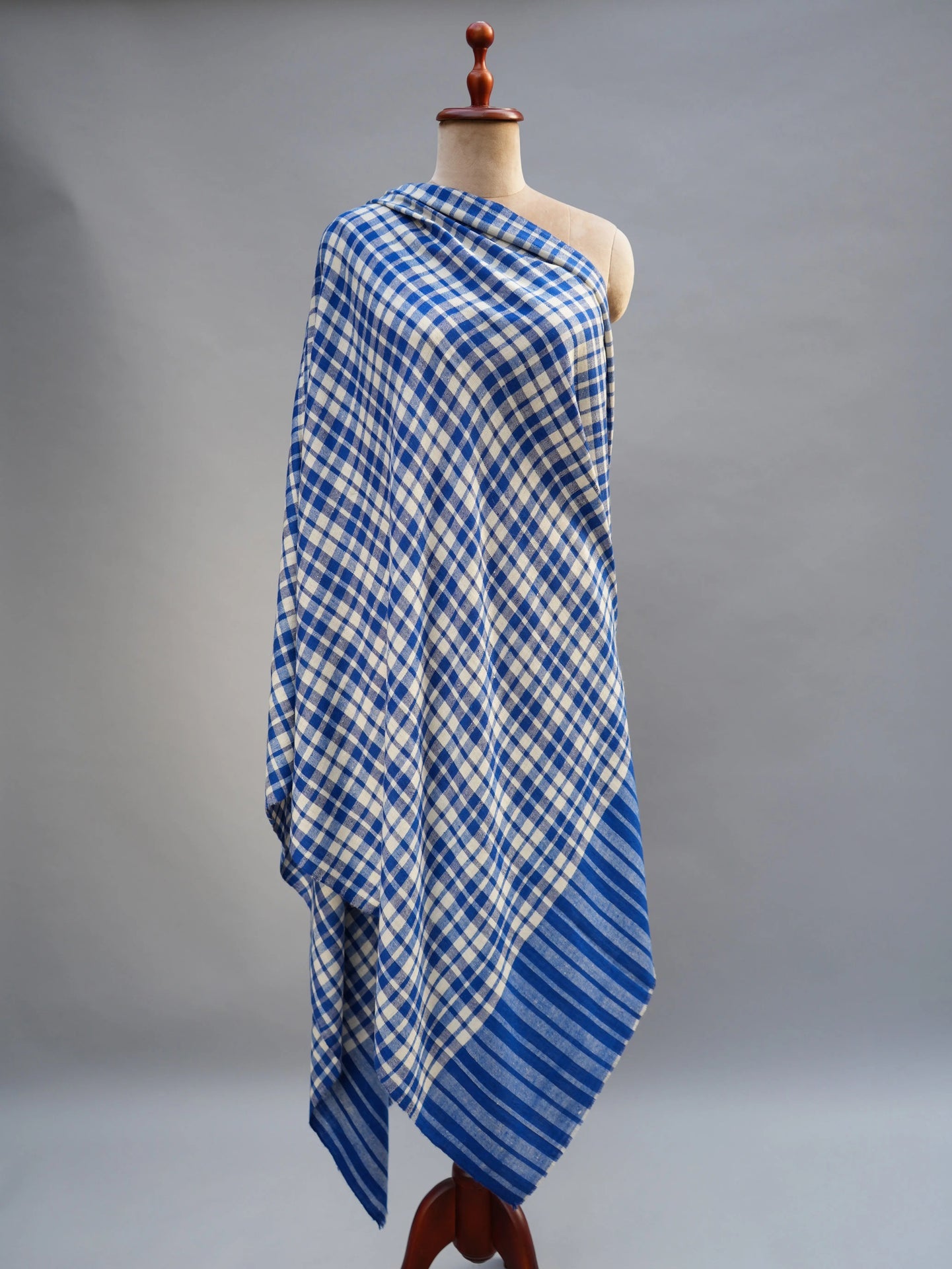 Decent Blue Handwoven Pashmina Shawl Shahkaar