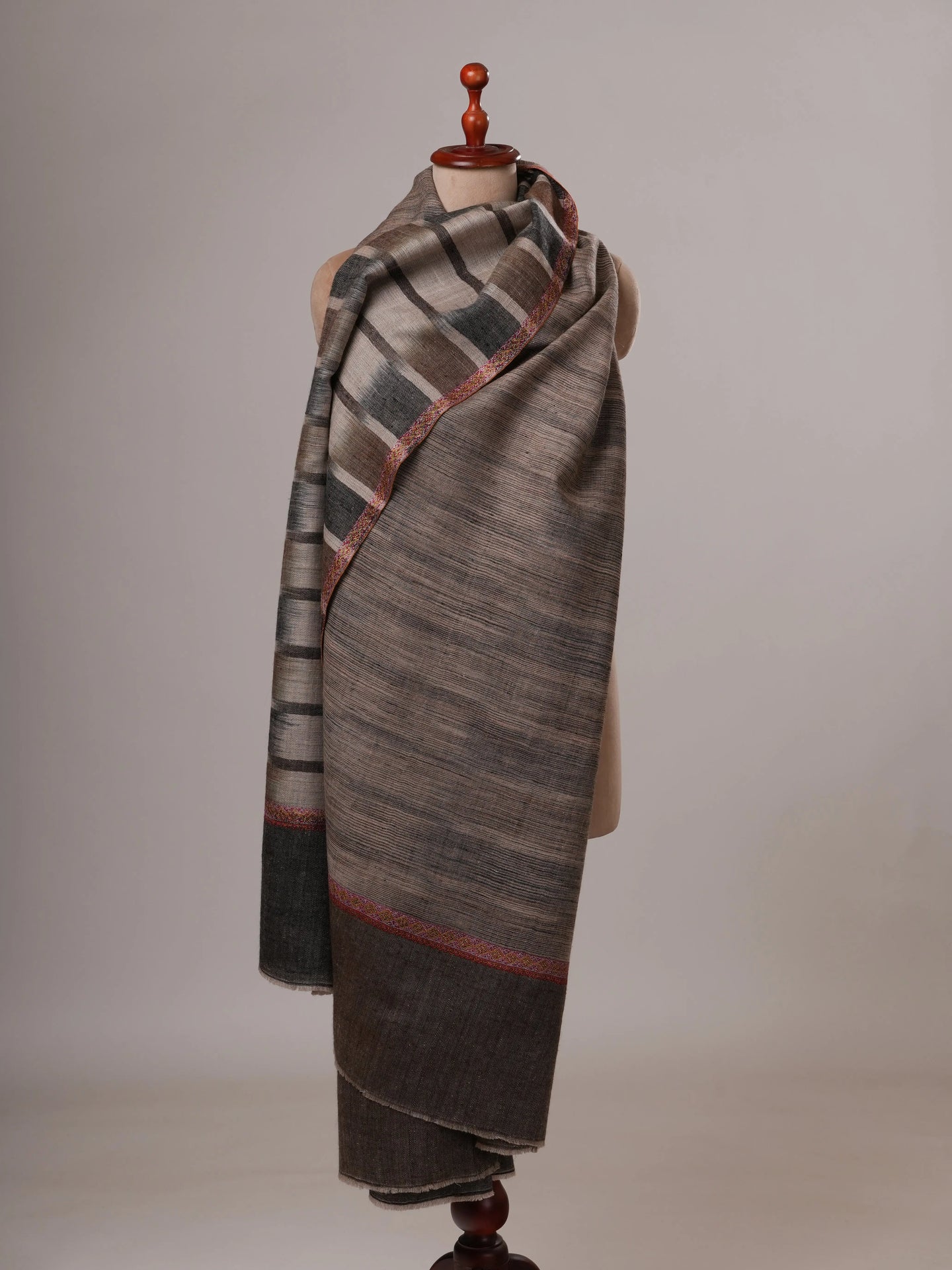 Dual Tone Oversized Handwoven Pashmina Shawl with Hashia Hand Embroidery Shahkaar