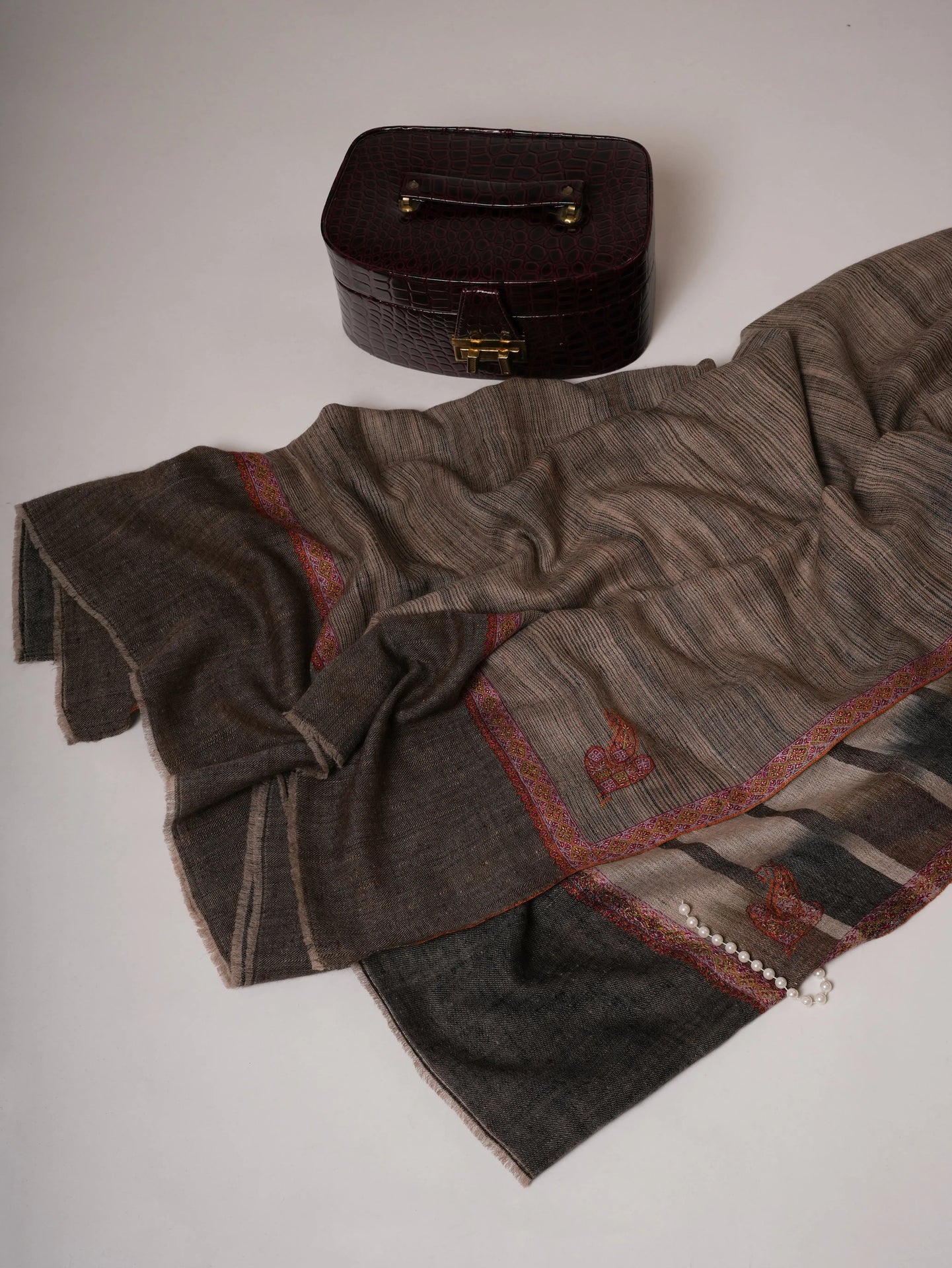 Dual Tone Oversized Handwoven Pashmina Shawl with Hashia Hand Embroidery Shahkaar