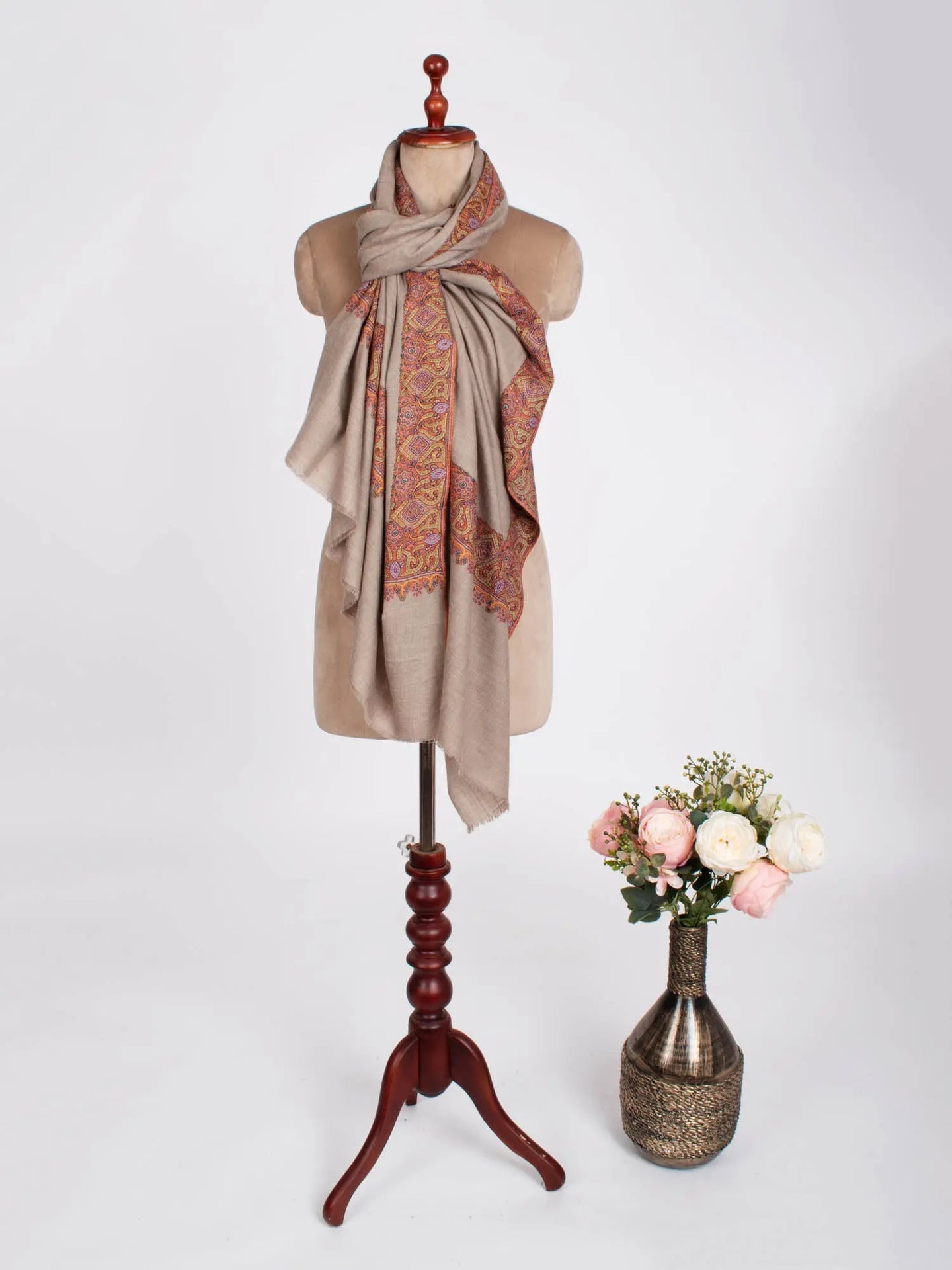 Gray Daur Dar Embroidered Formal Pashmina Shawl Shahkaar
