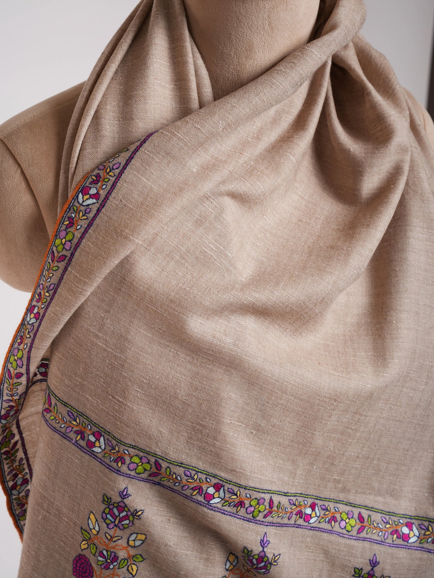 Gray and Purple Kashmiri Pashmina Shawl with Sozni Embroidery Shahkaar