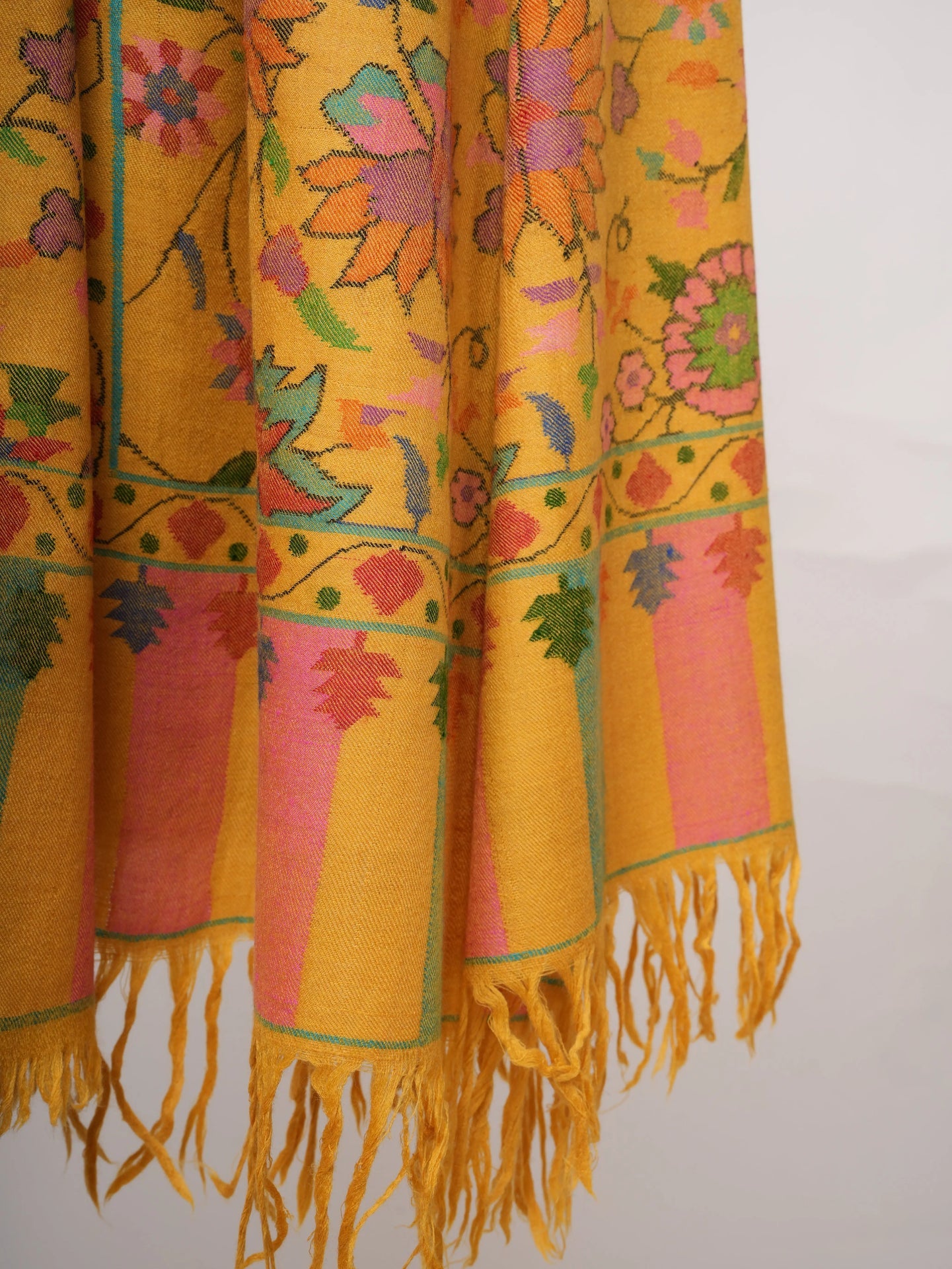 Handloomed Authentic Kani Pashmina Shawl Shahkaar