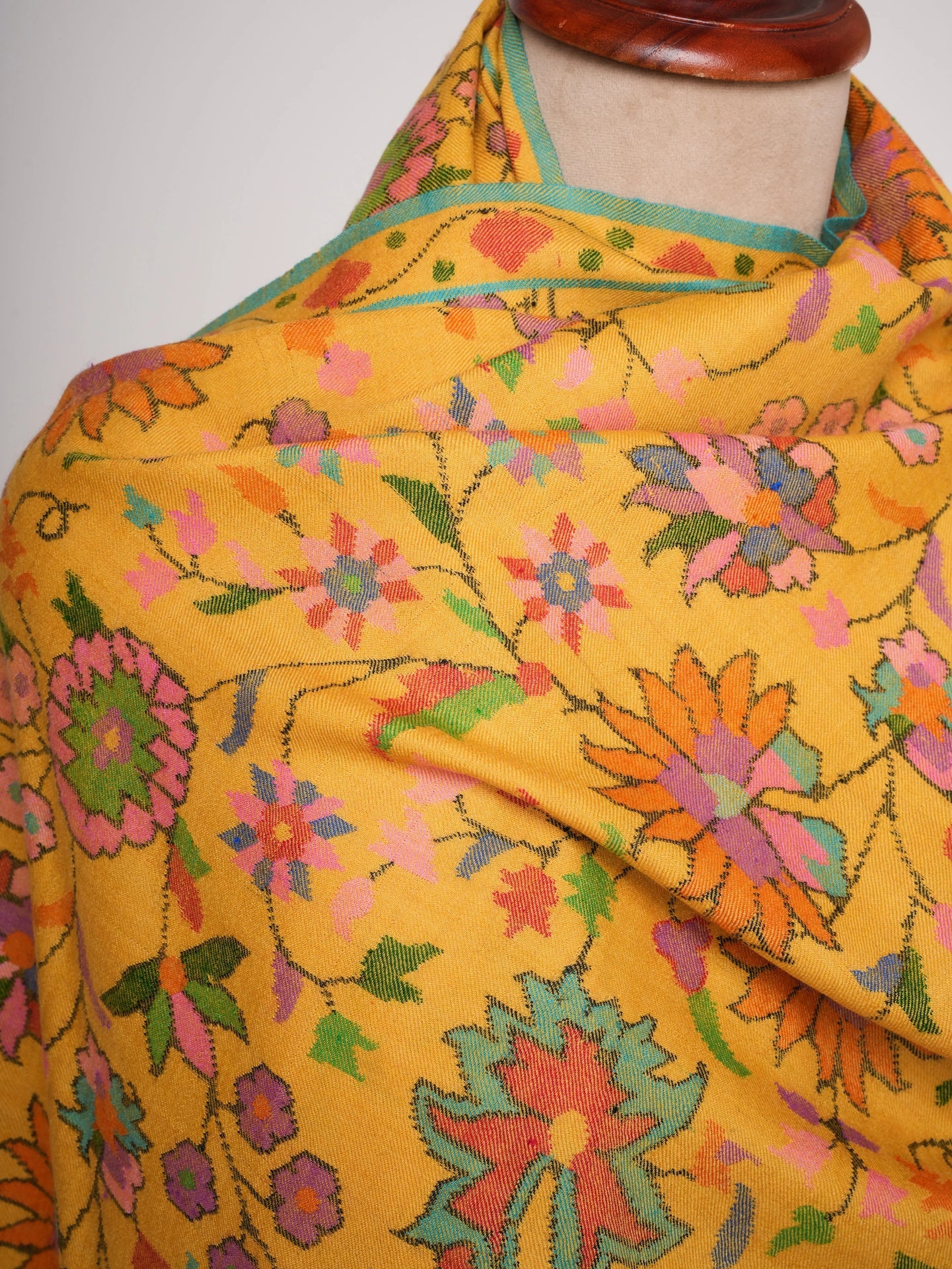 Handloomed Authentic Kani Pashmina Shawl Shahkaar