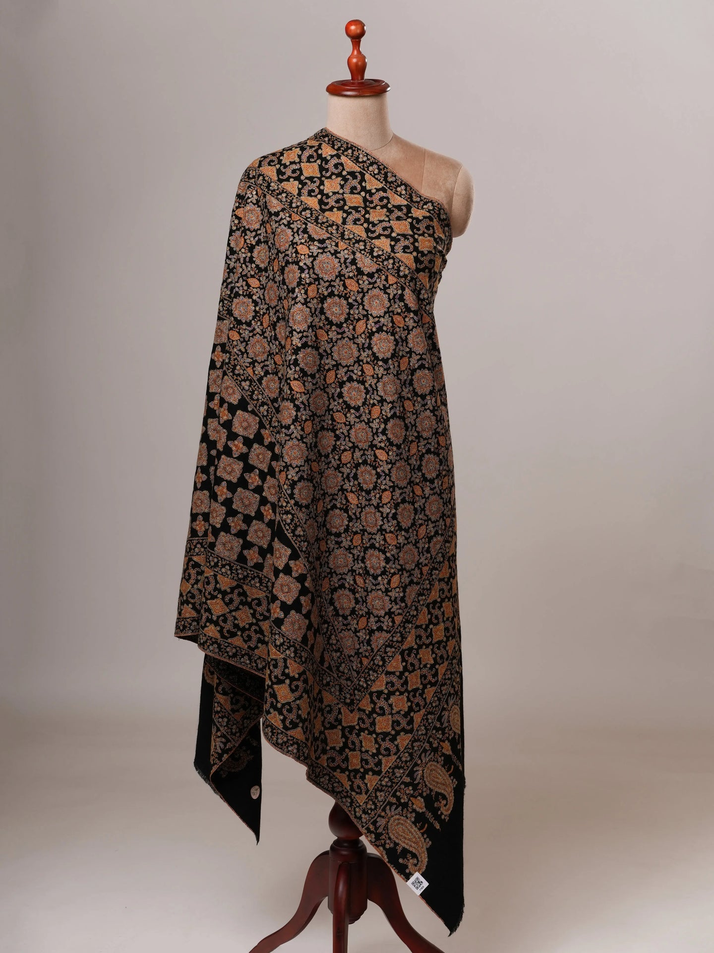 Handspun Black Sozni Jamavar Pashmina Shawl Shahkaar