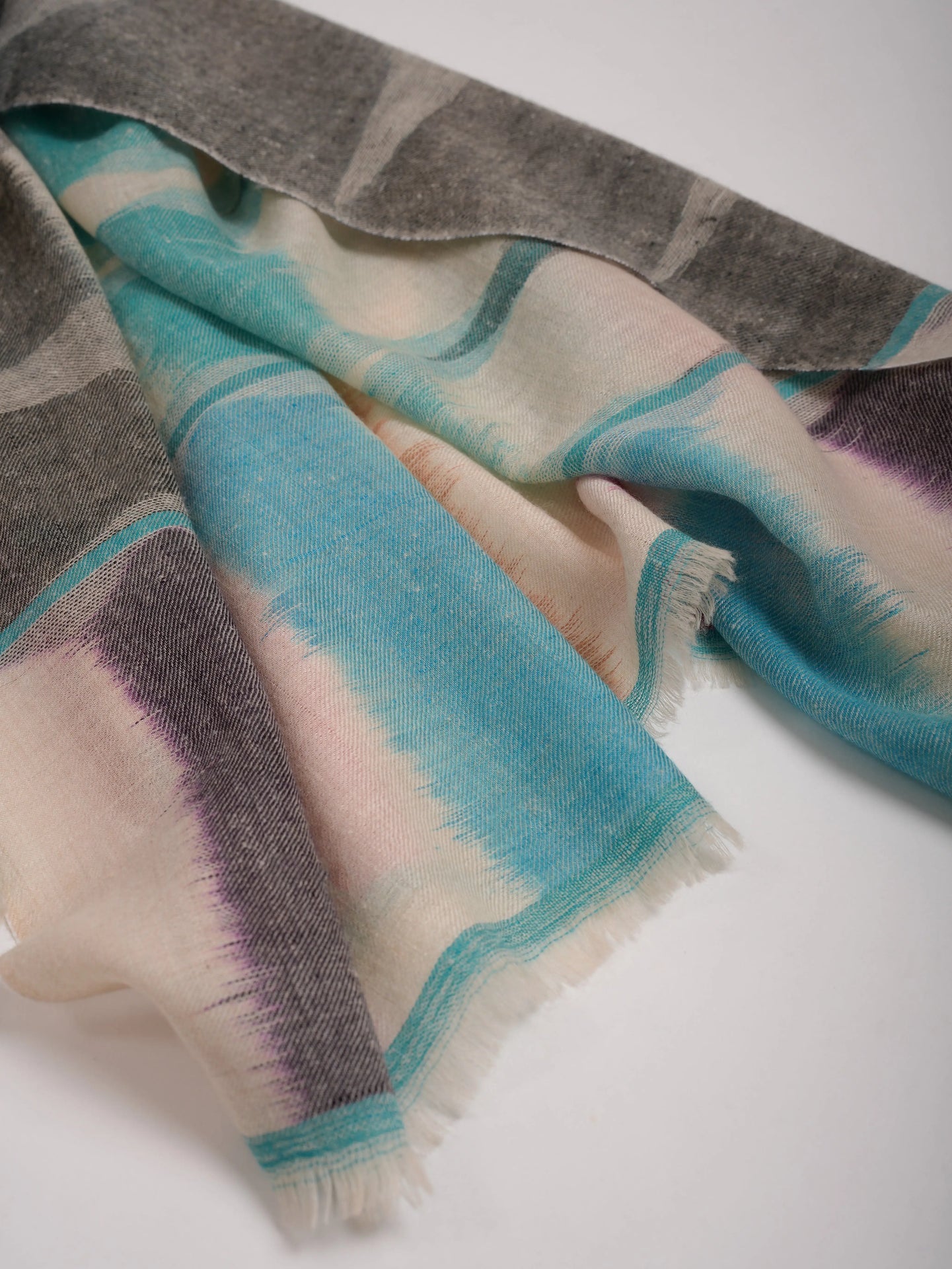 Handwoven Soft Featherlight Pashmina Shawl Shahkaar