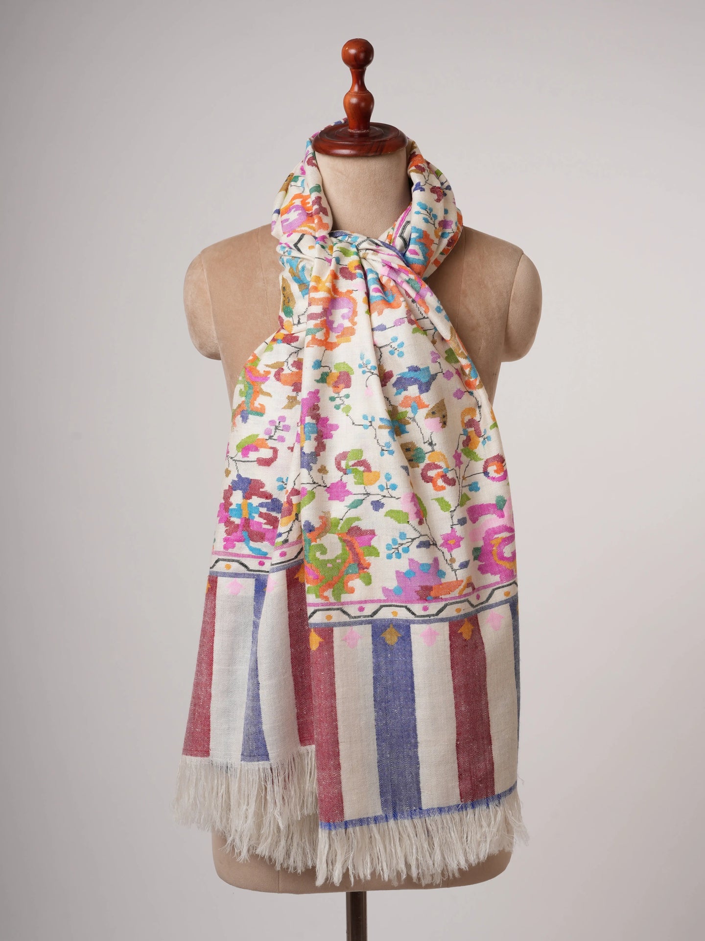 Ivory Handloomed Kani Pashmina Shawl with Fresh Floral Motifs Shahkaar
