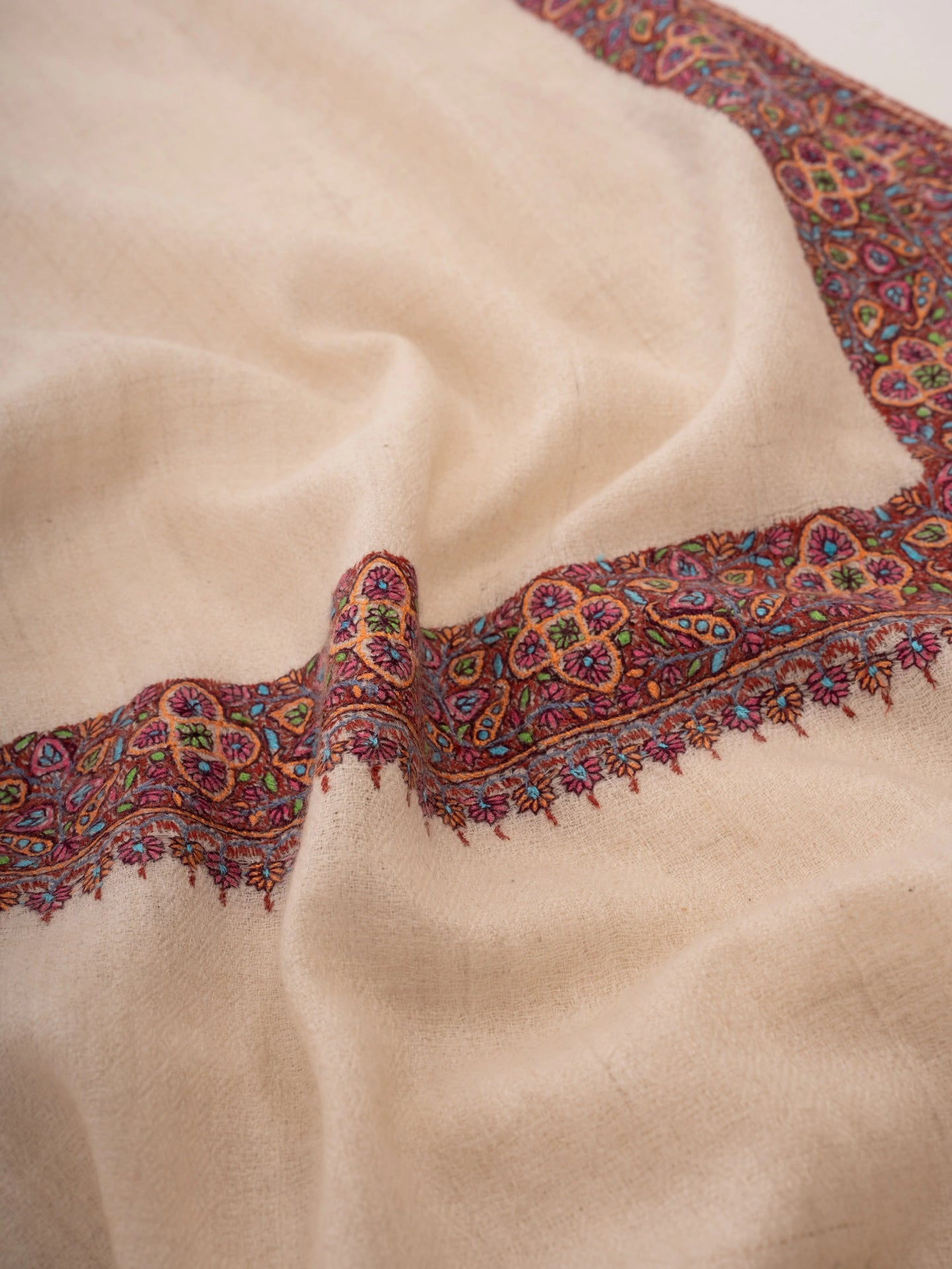 Ivory Neem Daur Pashmina Shawl Handspun Handloomed & Embroidered Shahkaar