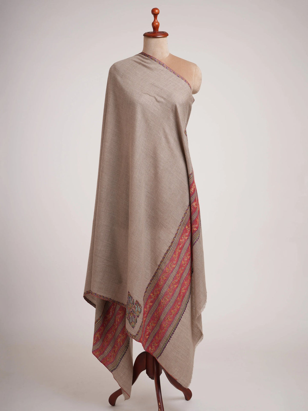 Natural Grey Pashmina Shawl with Contrast Palla Embroidery Shahkaar