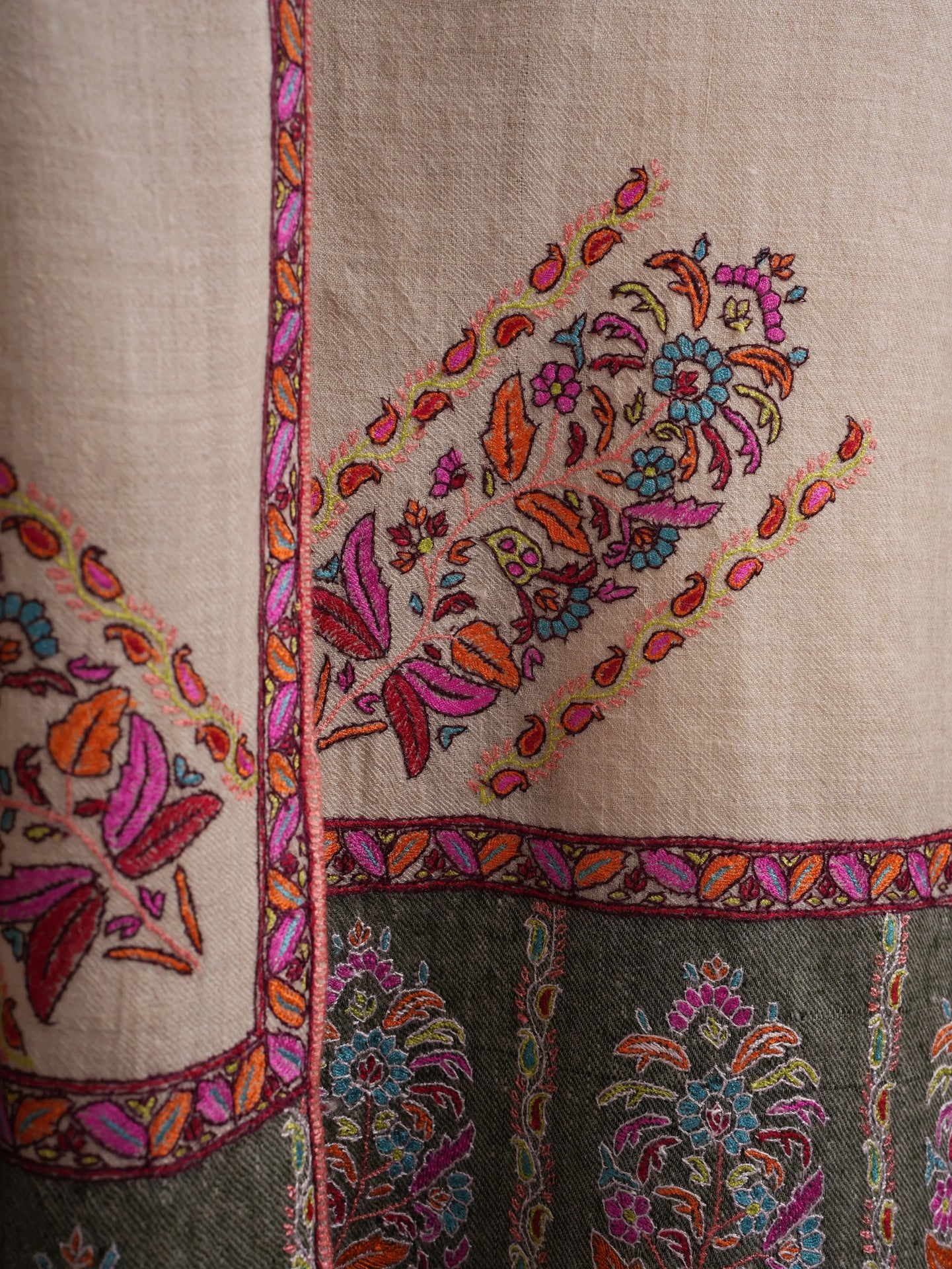 Off white Embroidered Luxury Pashmina Shawl Shahkaar