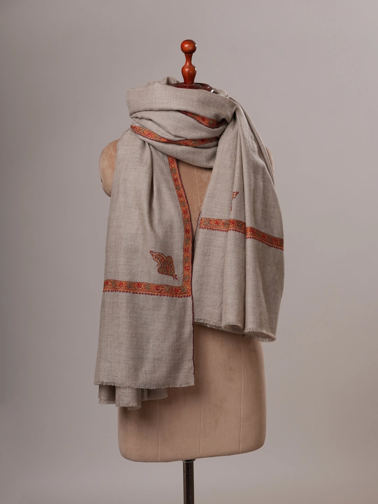 Oversized Handwoven Lightweight Pure Pashmina Shawl with Hashia Embroidery Shahkaar