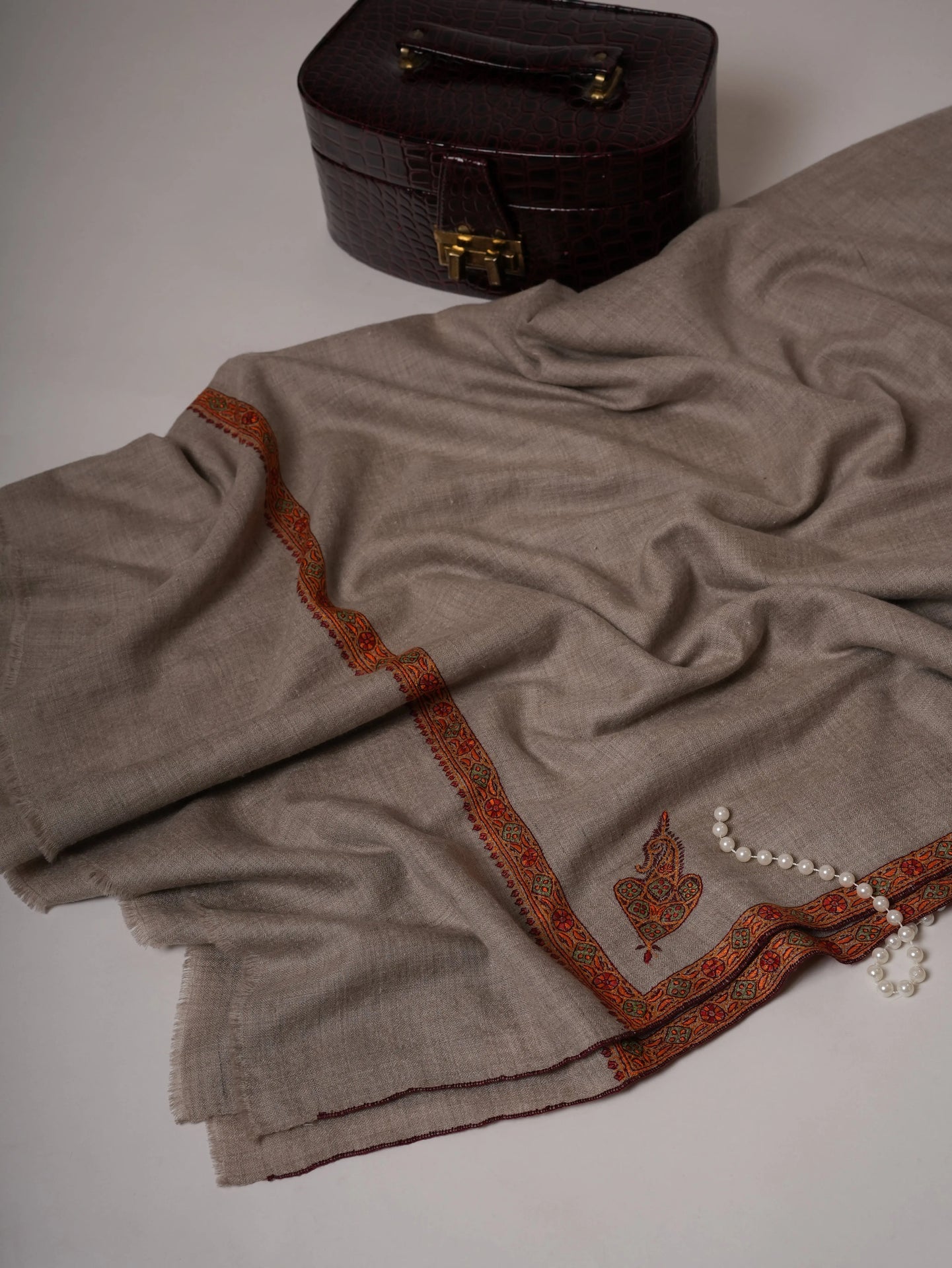 Oversized Handwoven Lightweight Pure Pashmina Shawl with Hashia Embroidery Shahkaar