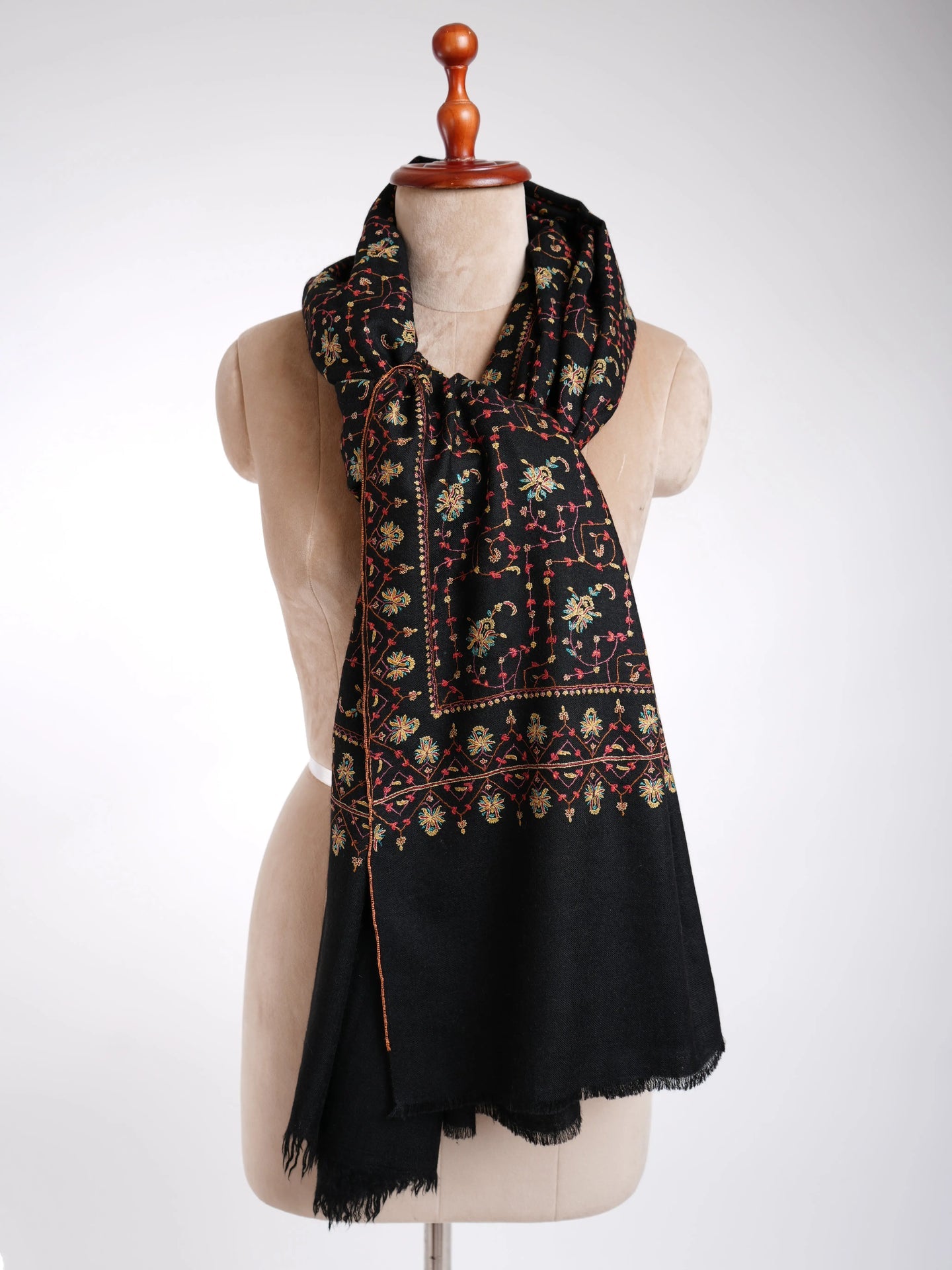 Pretty Black Kashmiri Pashmina Shawl Shahkaar