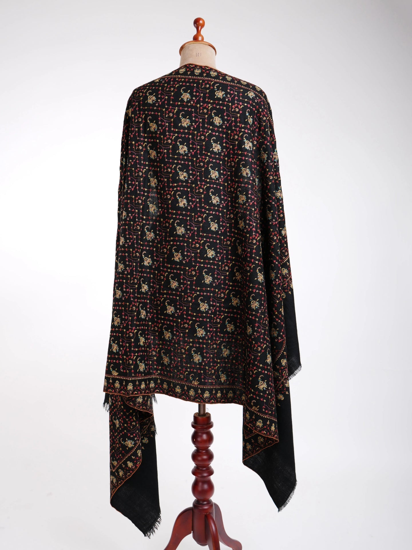Pretty Black Kashmiri Pashmina Shawl Shahkaar