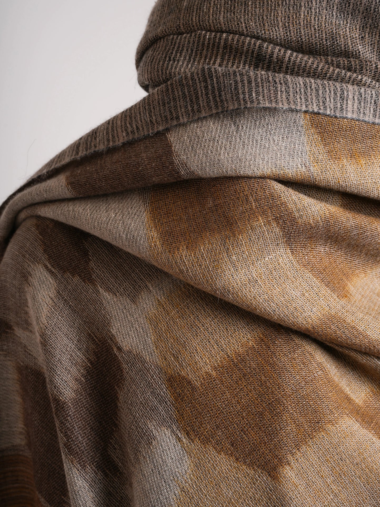 Rare Dualshade Oversized Pashmina Shahkaar