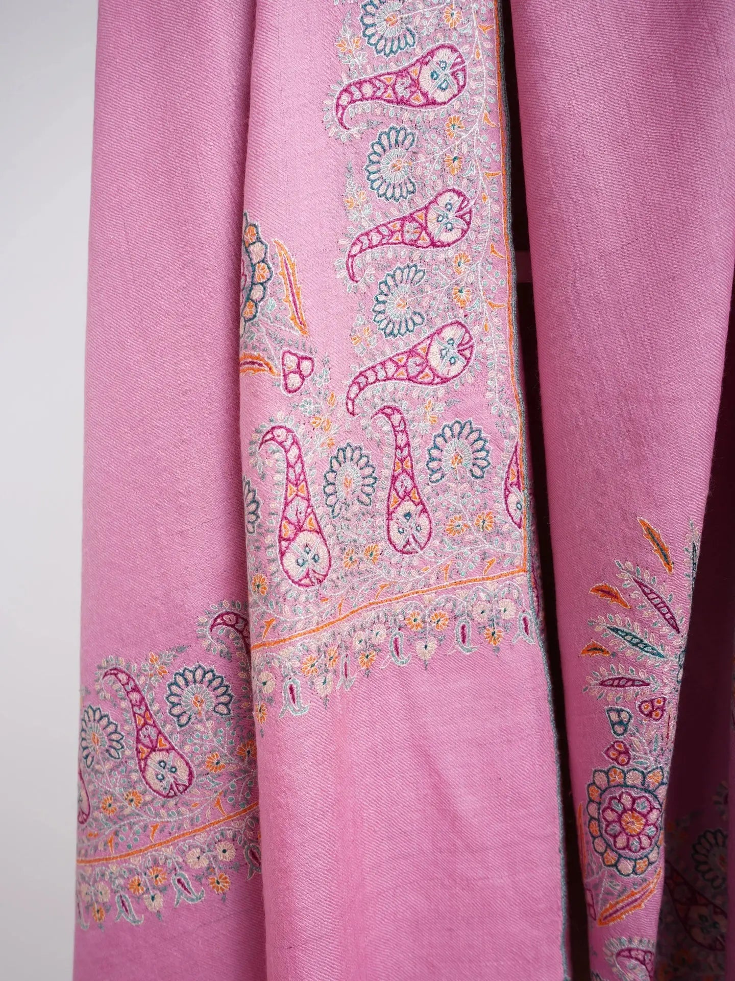 Sozni Daur Dar Hand Embroidered Pashmina Pink Shahkaar