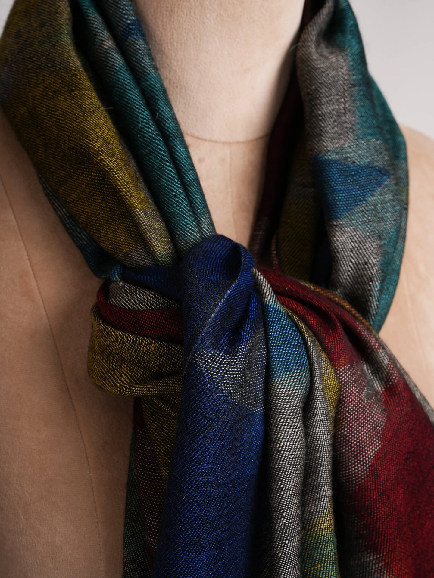 Space Dye Handwoven Stylish Pashmina Shawl Shahkaar