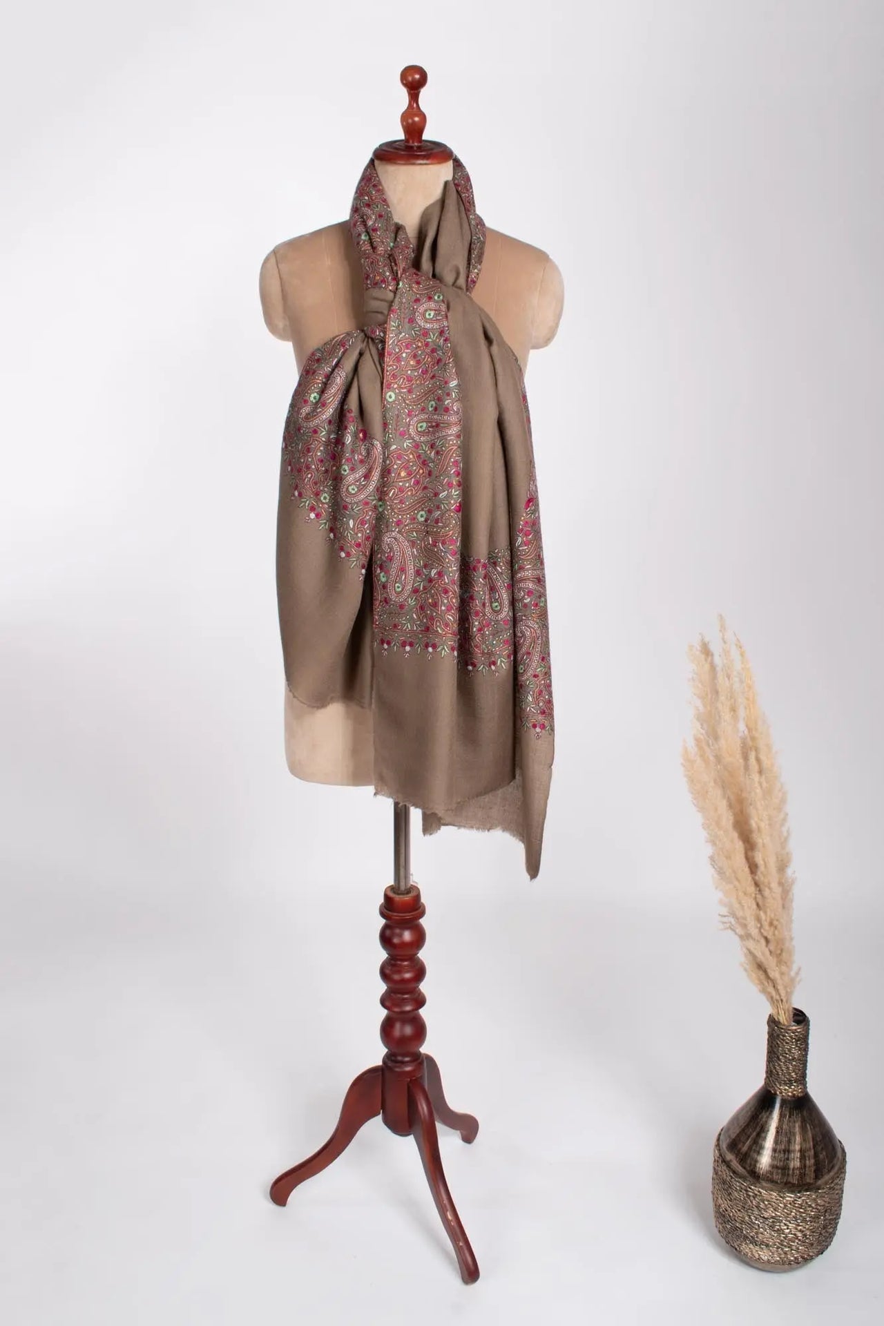 Toosh Color Kalan Daur Pashmina Wrap - LYME Shahkaar