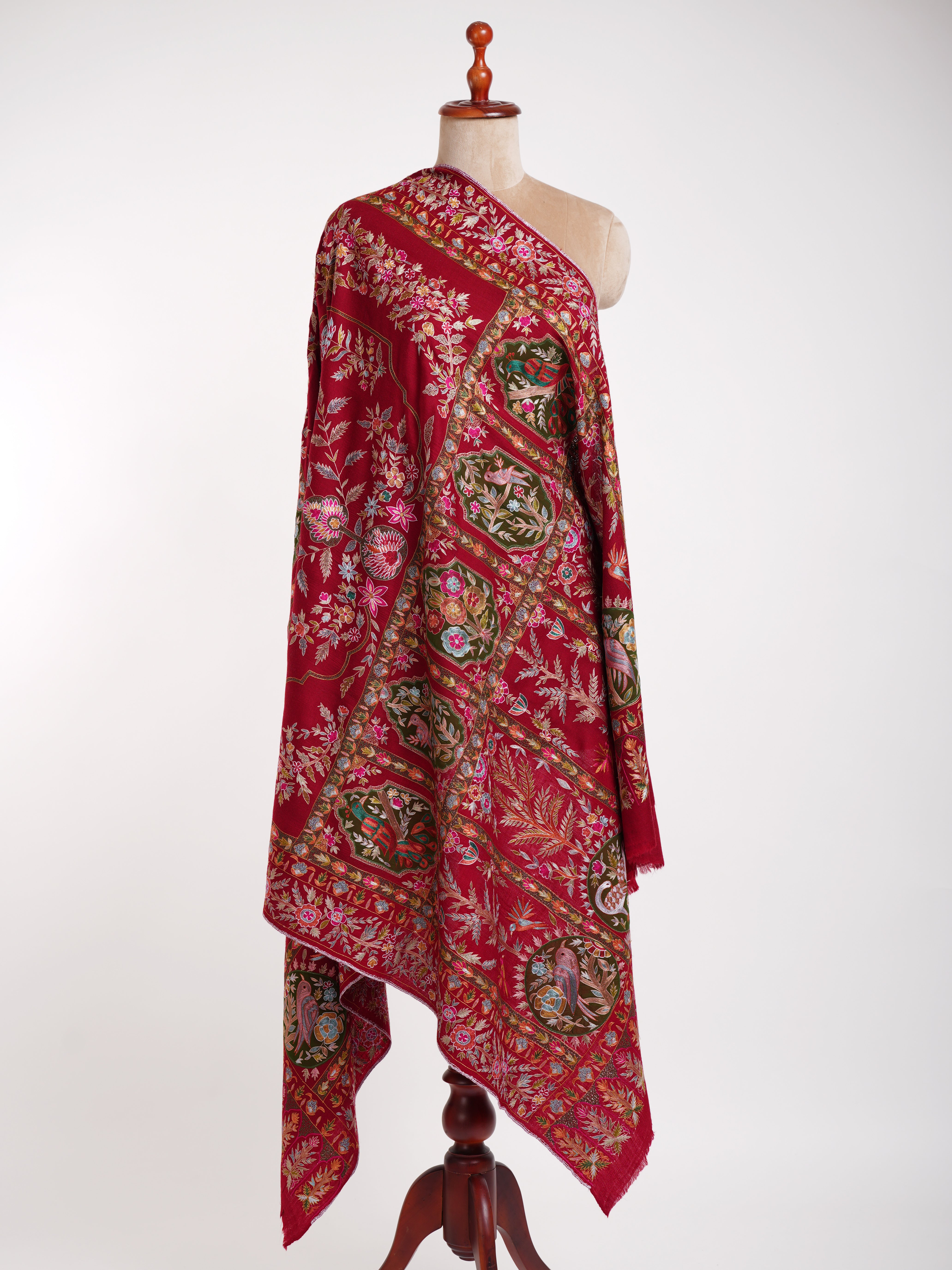 Châle Pashmina Jamavar rouge brodé à la main