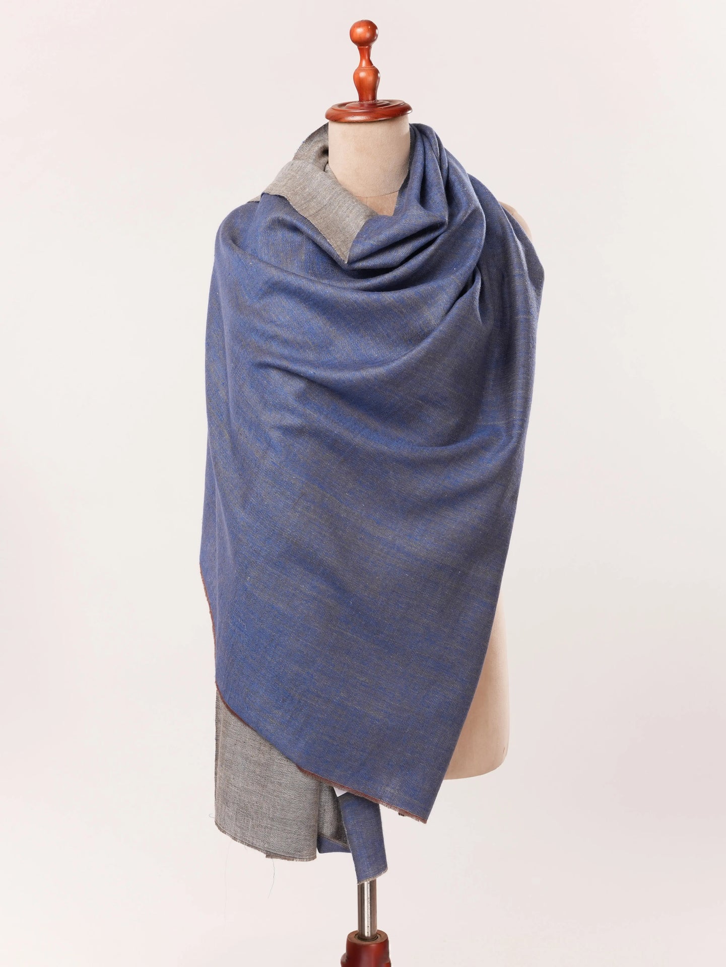 Handspun Kashmiri Dual Shade Handwoven Pure Pashmina Shawl in Blue and Grey Shahkaar.com