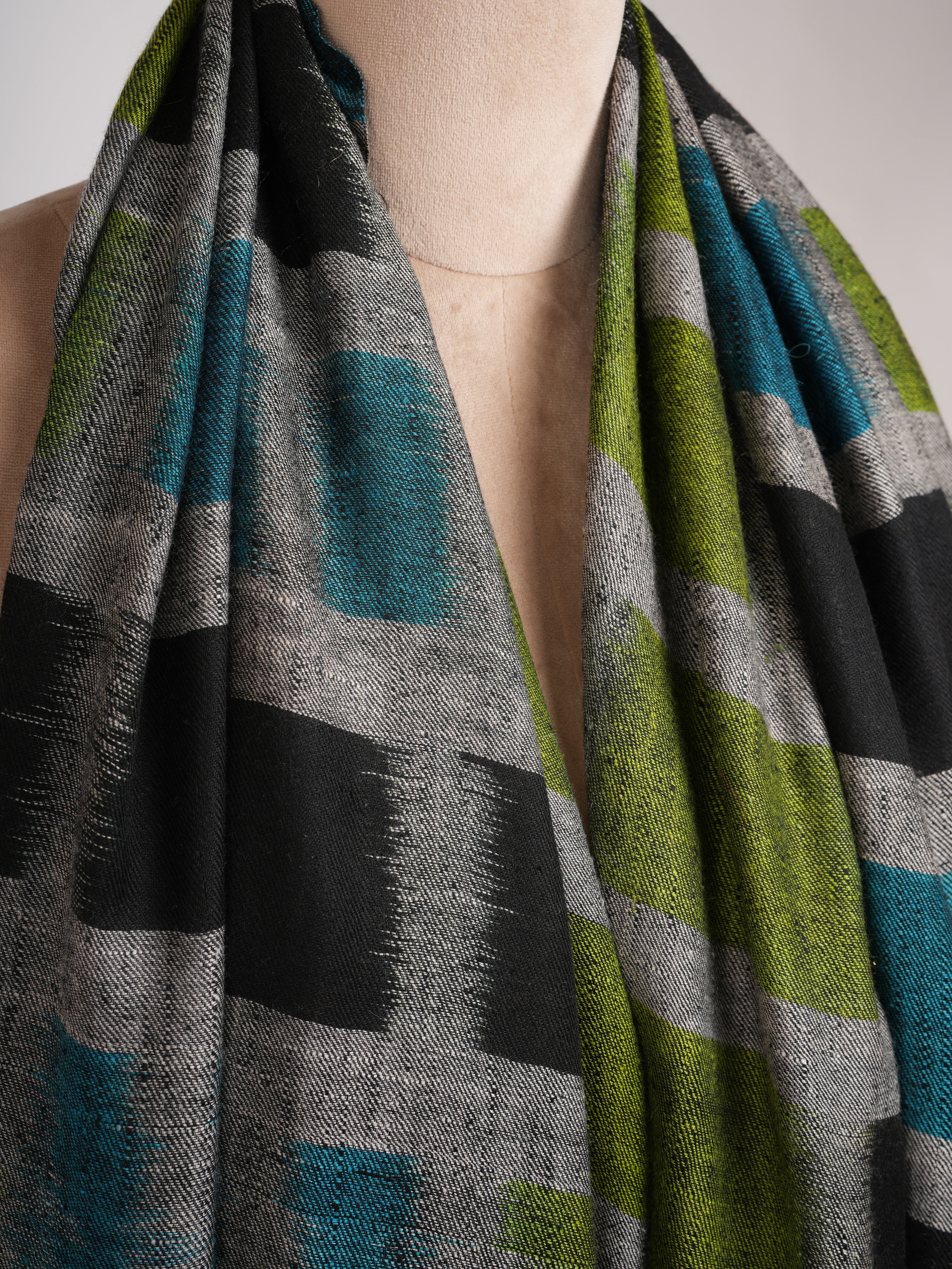 Black Ikat Handwoven Pashmina Shawl