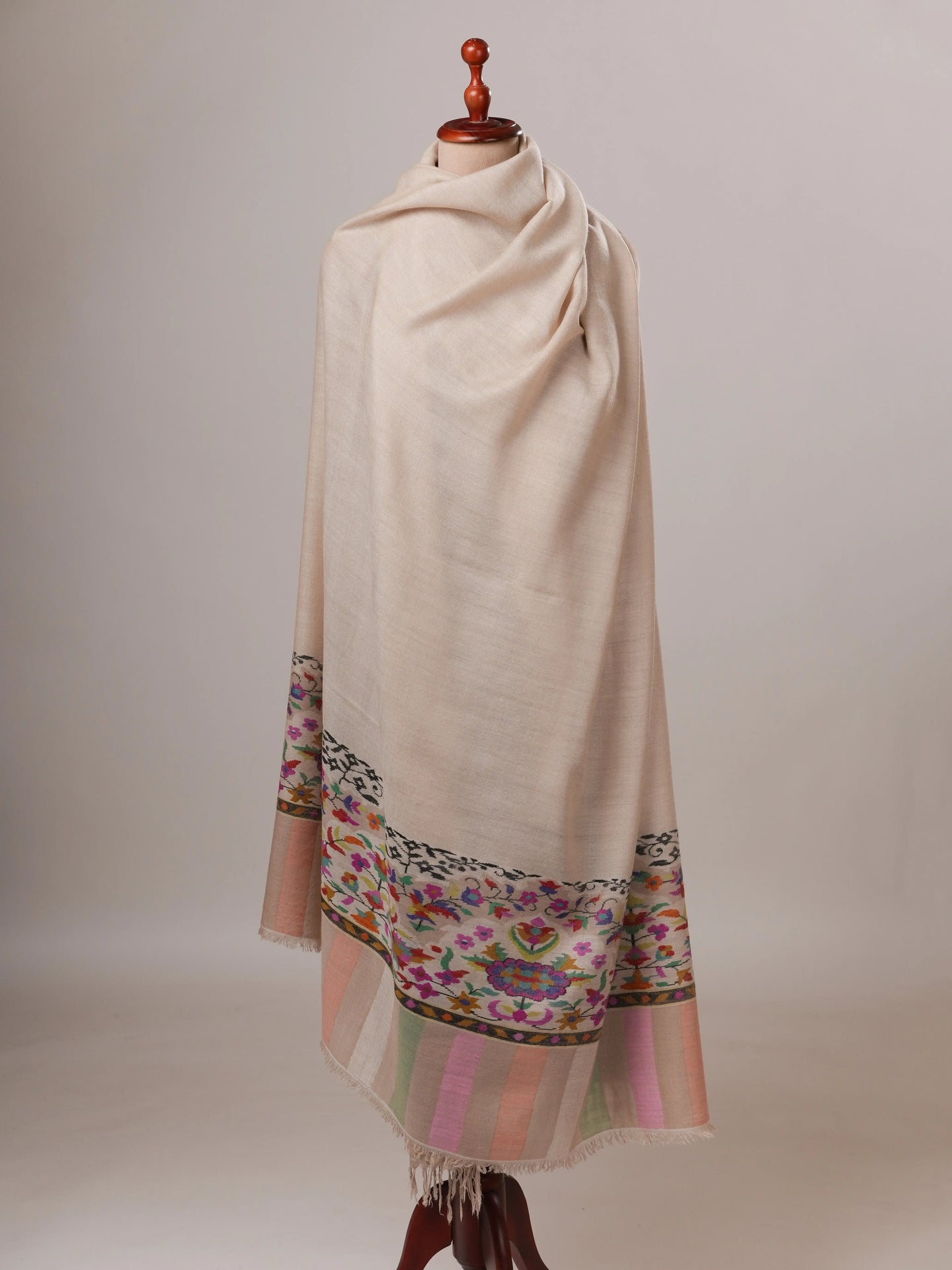 Floral Kani Palla Handwoven Oversized Pure Pashmina Shawl Shahkaar Global