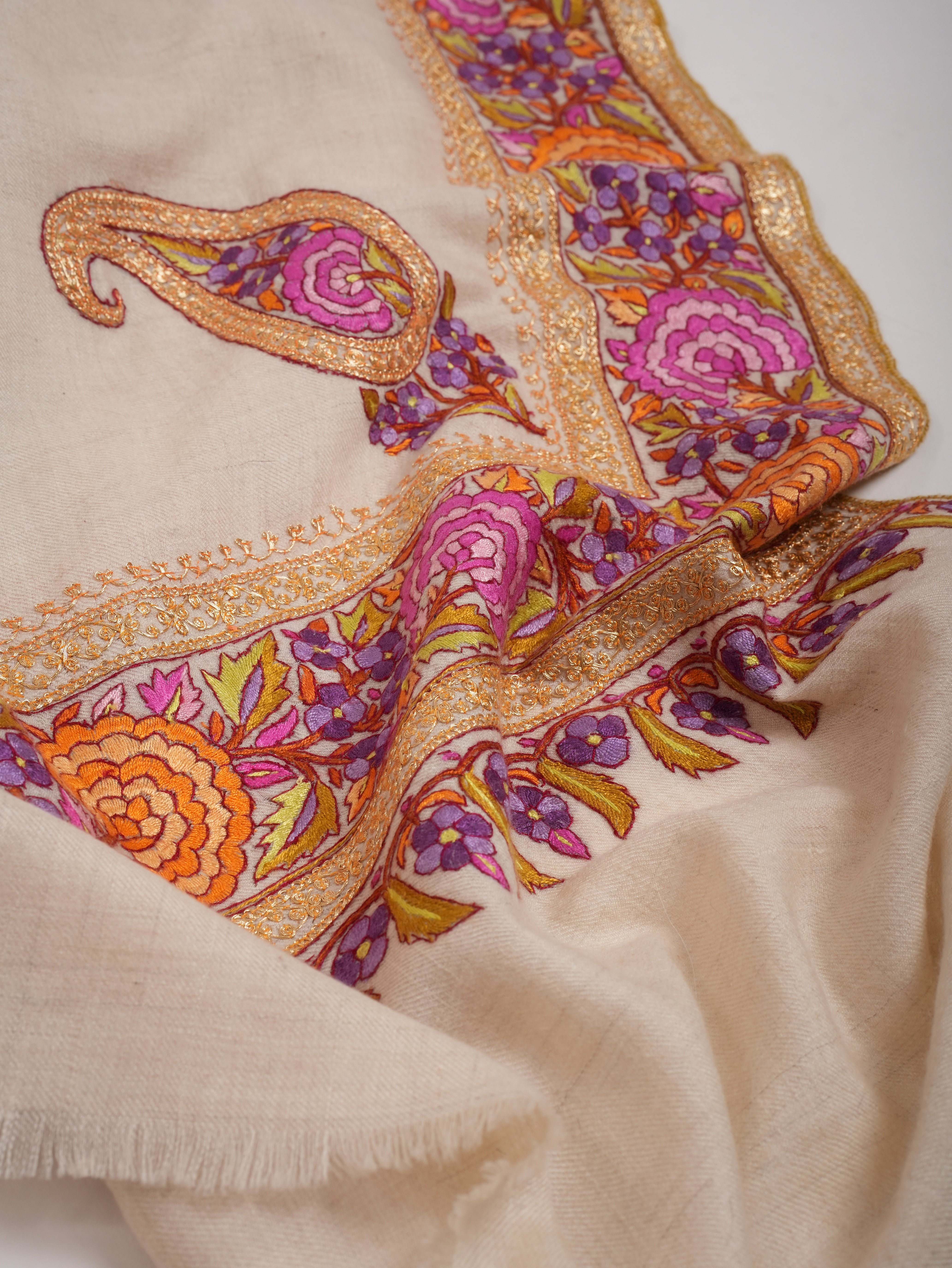 Ivory Pashmina Shawl with Fusion of Papermachie and Tilla
