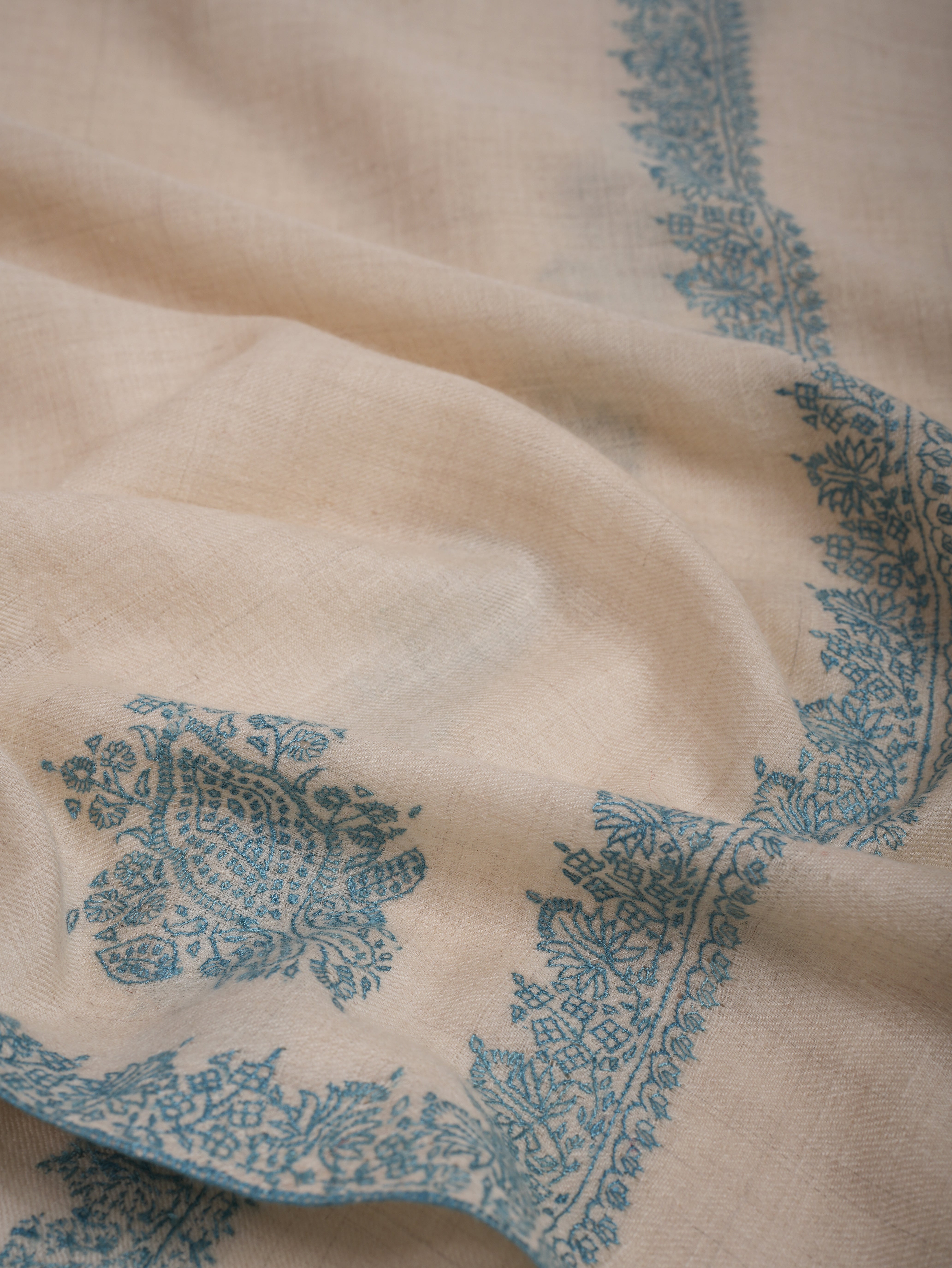 Ivory Pashmina Shawl Hashia Hand Embroidery