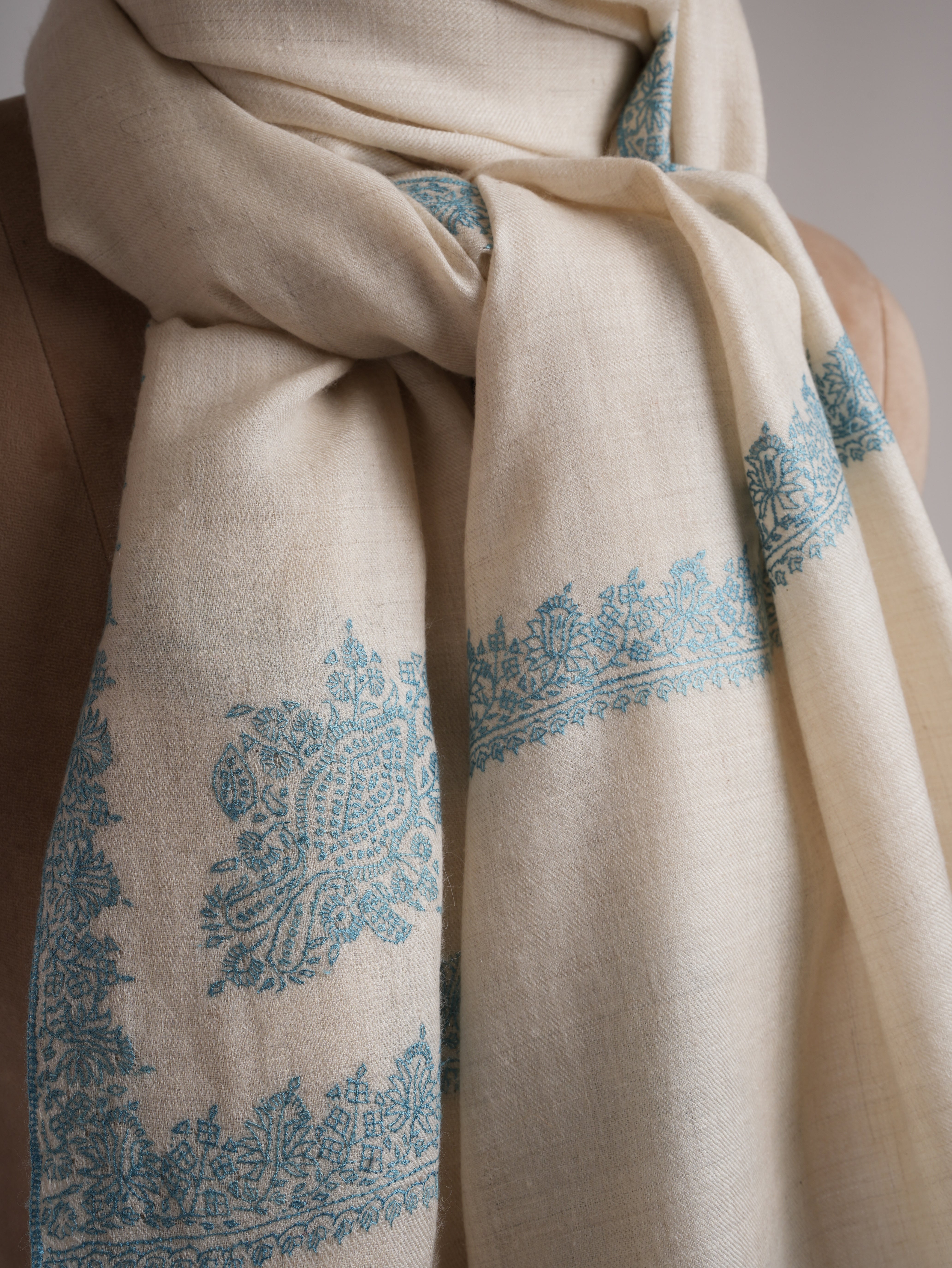 Ivory Pashmina Shawl Hashia Hand Embroidery