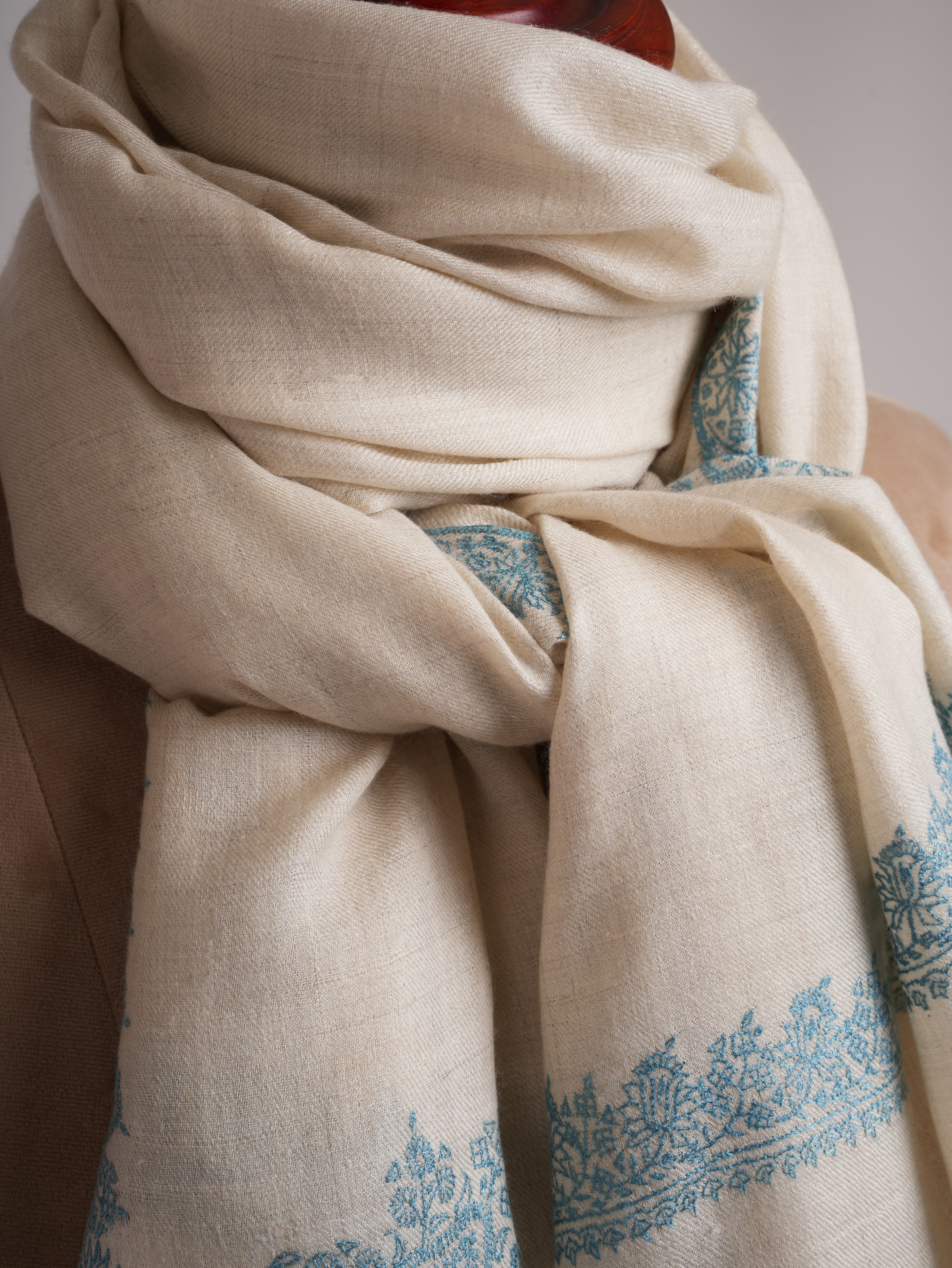 Ivory Pashmina Shawl Hashia Hand Embroidery