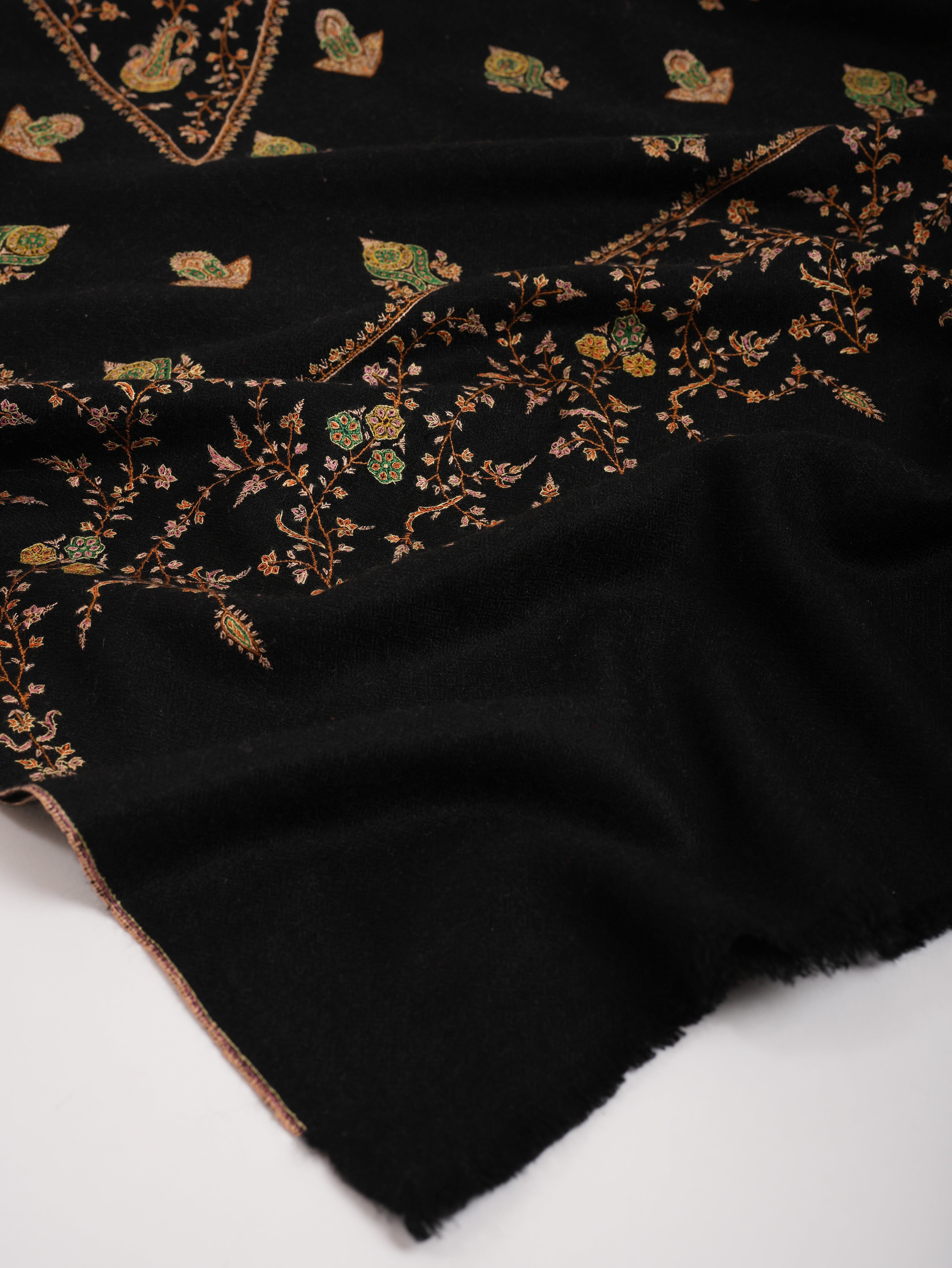 Handspun Artisitc Needlework Black Pashmina Shawl