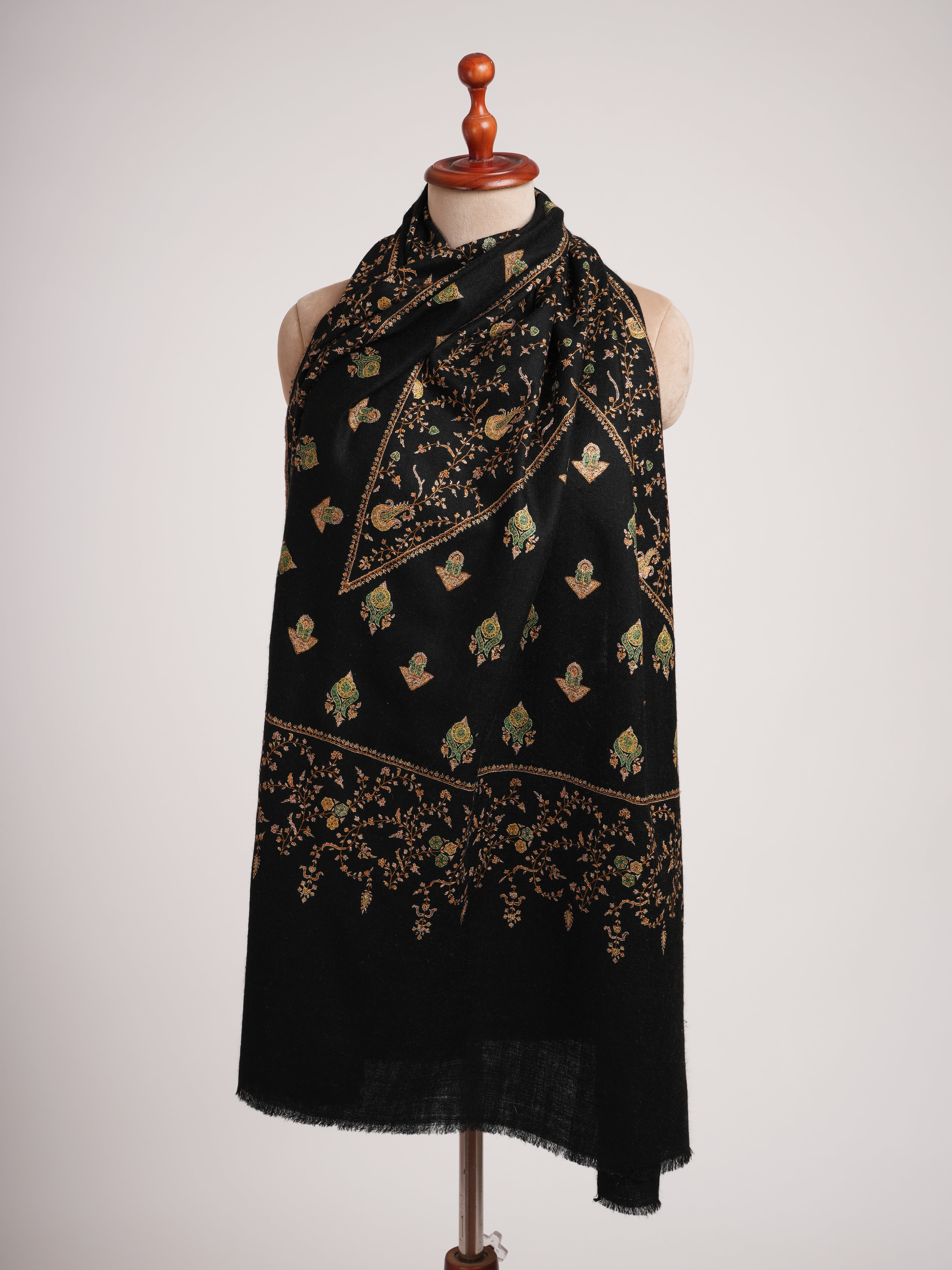 Handspun Artisitc Needlework Black Pashmina Shawl