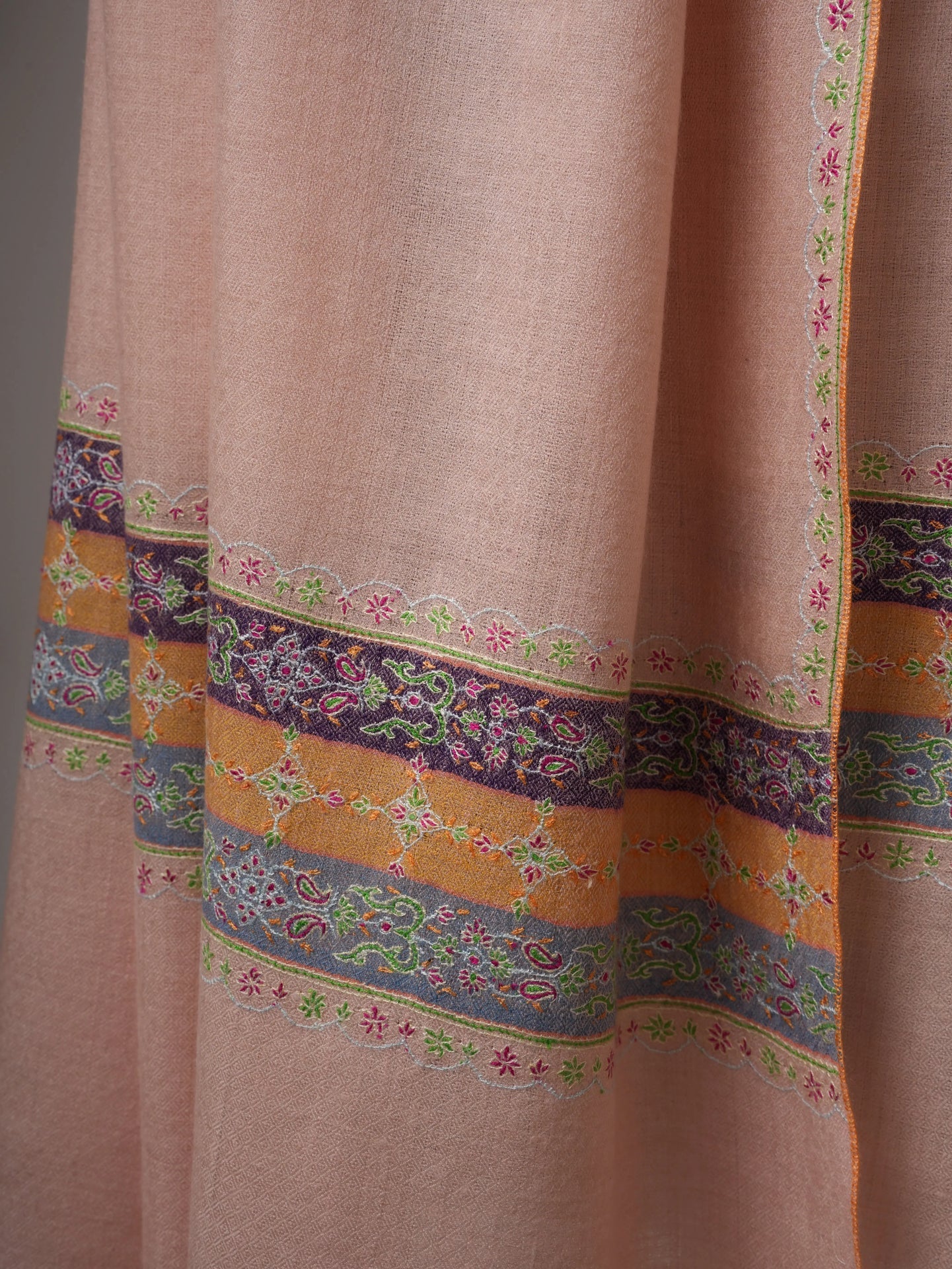 Pink Pashmina Shawl – Handwoven with Palla Sozni Embroidery Shahkaar