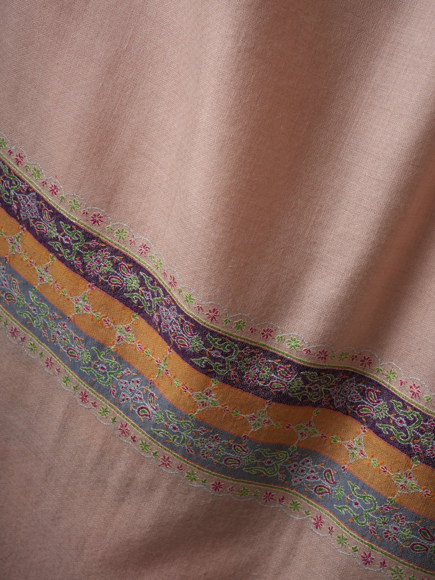 Pink Pashmina Shawl – Handwoven with Palla Sozni Embroidery Shahkaar