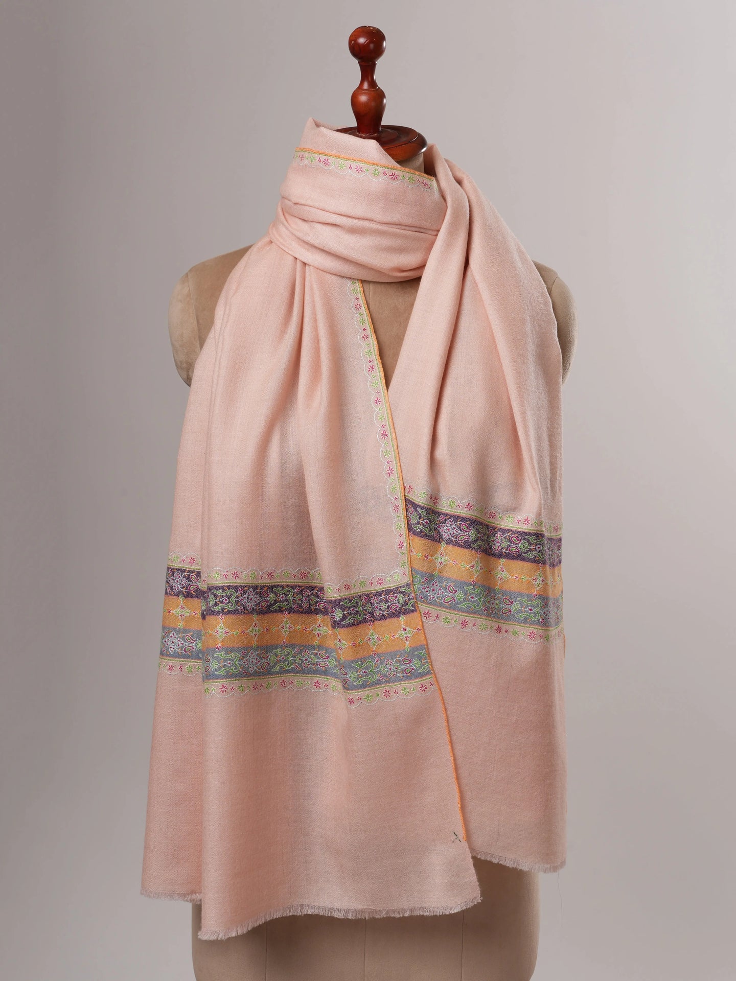 Pink Pashmina Shawl – Handwoven with Palla Sozni Embroidery Shahkaar