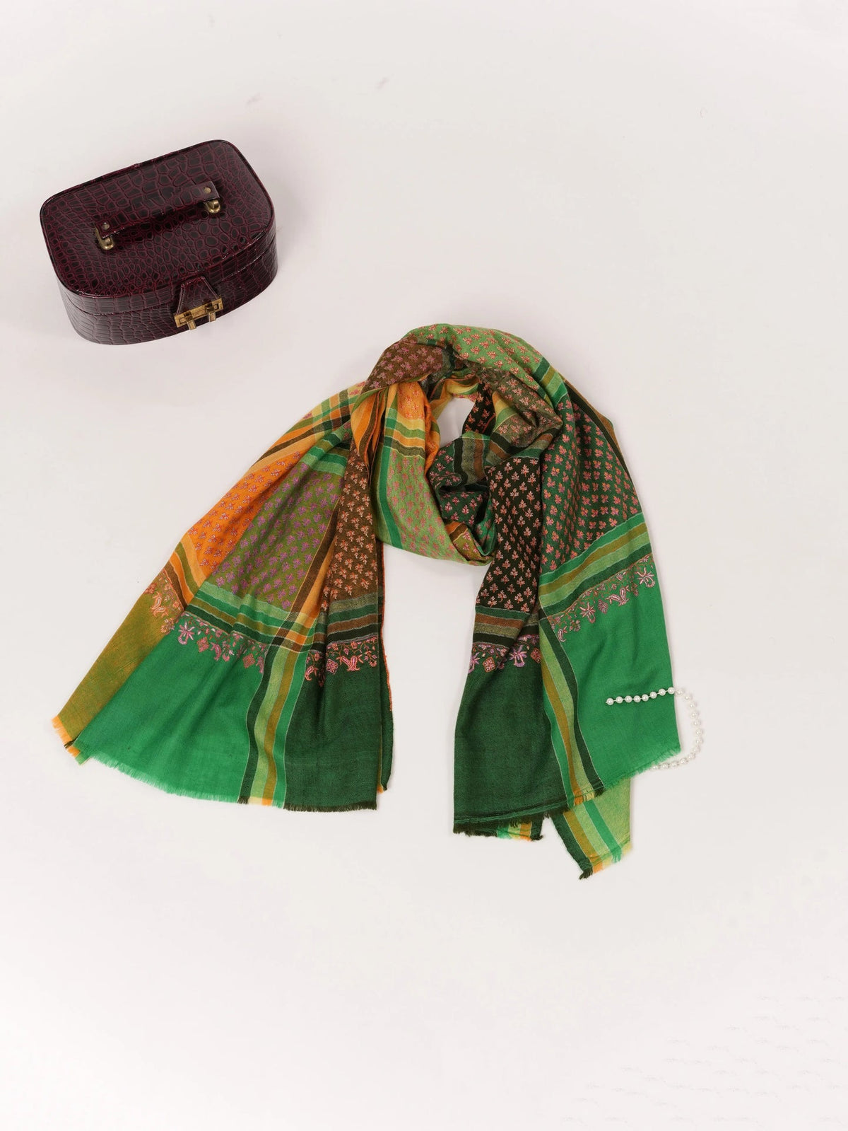 Handembroidered Handwoven Baby Soft Pure Pashmina Shawl Shahkaar.com