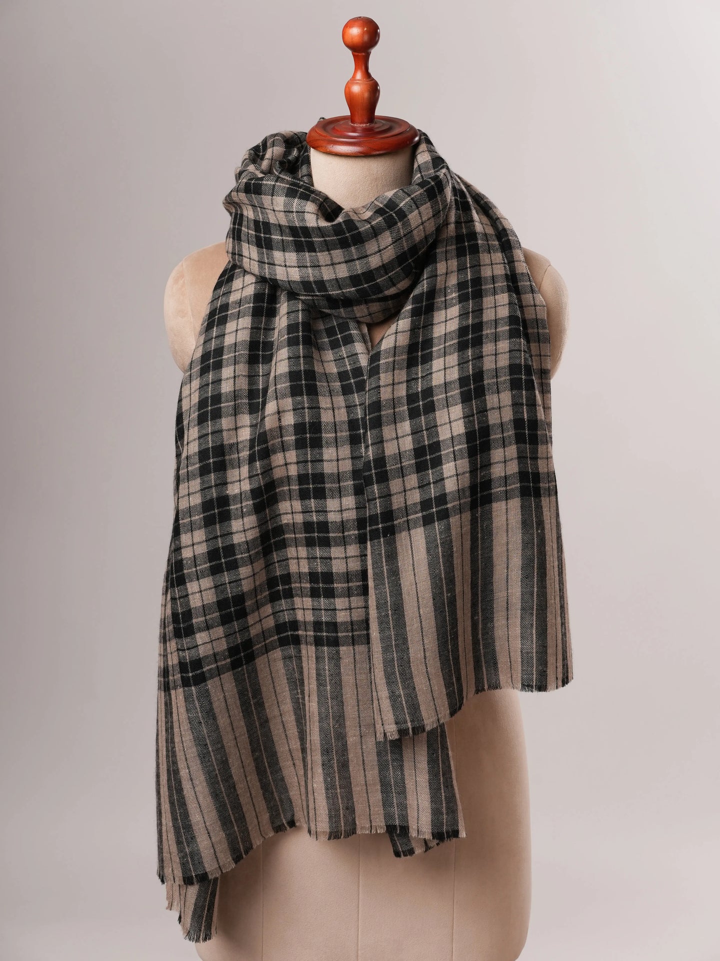 Handloomed Black and Grey Check Pashmina Shawl Shahkaar