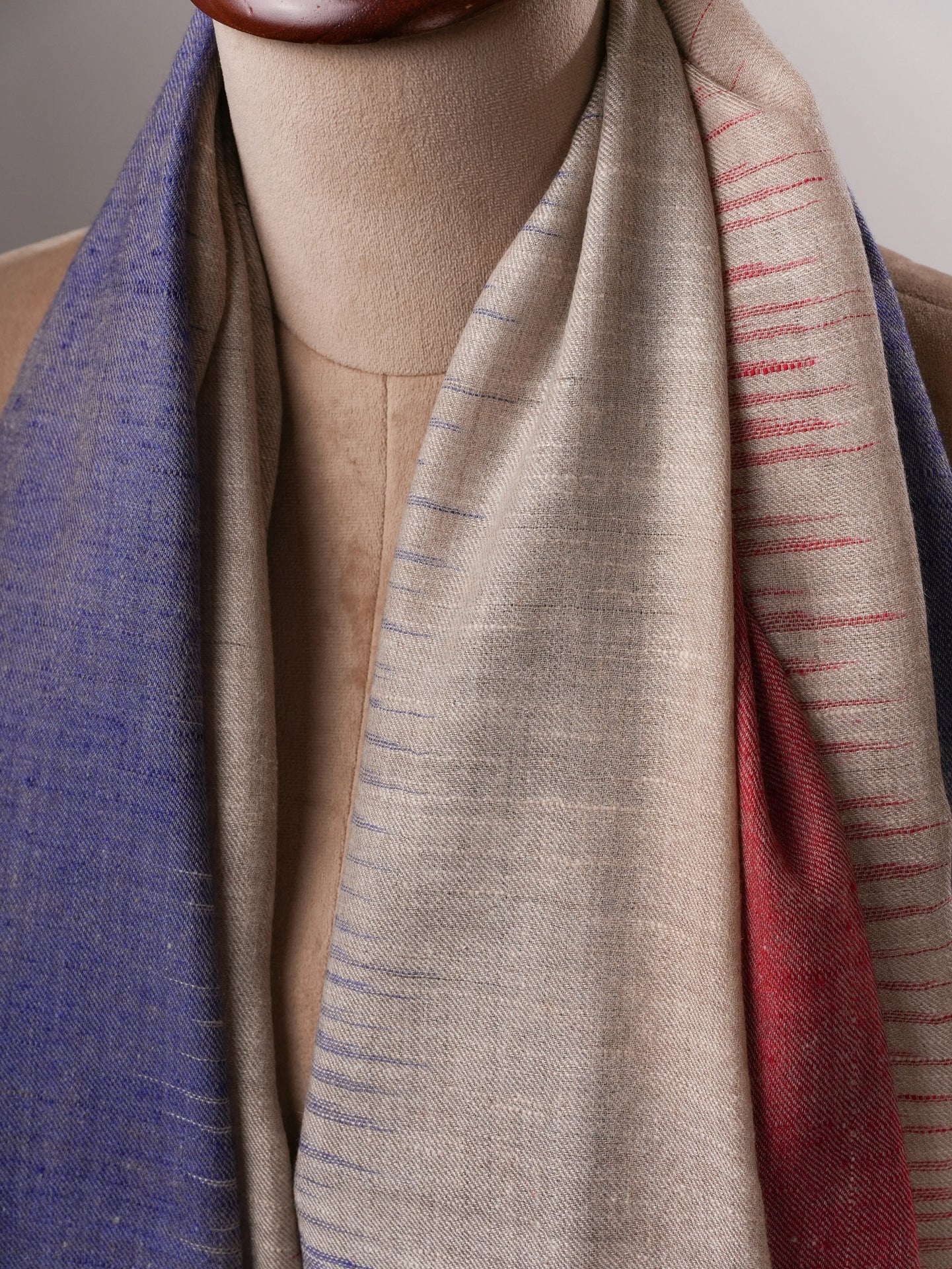 Artisan Crafted Featherlight Handloomed Ikat Pashmina Shawl Shahkaar