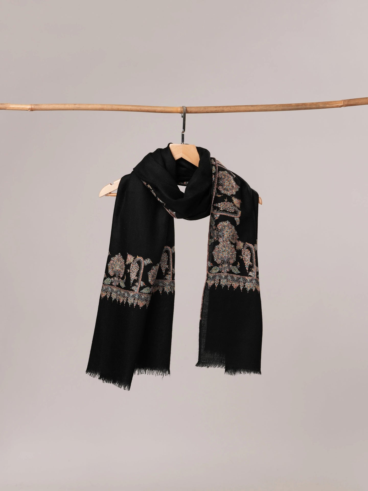 Black Daurdar Hand Embroidered Pure Pashmina Shawl Shahkaar.com