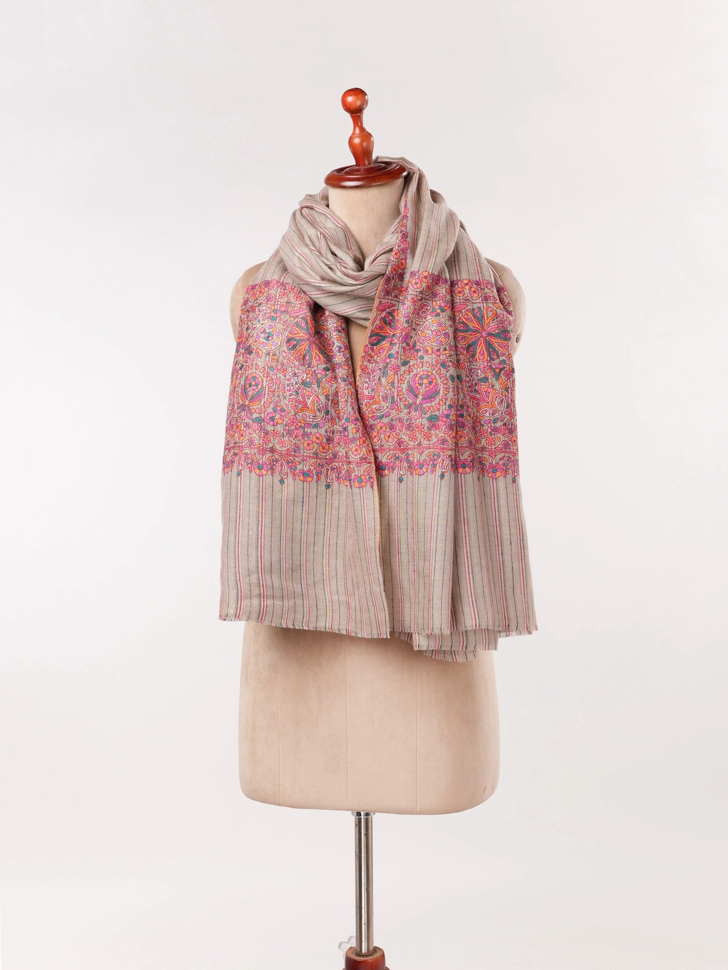 Pashmina Handwoven Shawl with Palldar Hand Papermachie Embroidery Shahkaar.com