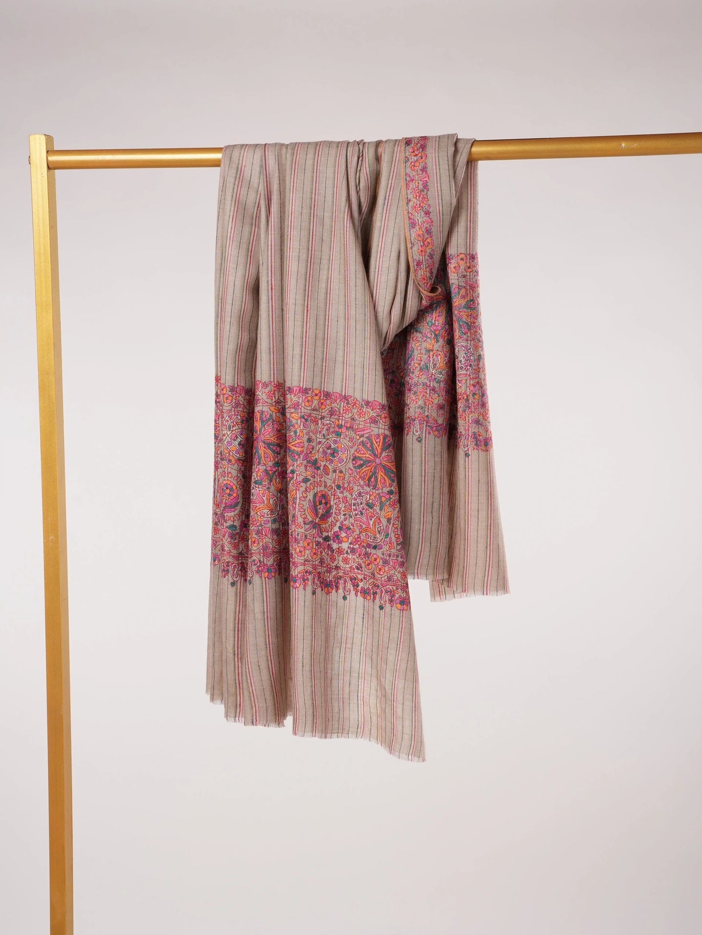Pashmina Handwoven Shawl with Palldar Hand Papermachie Embroidery Shahkaar.com